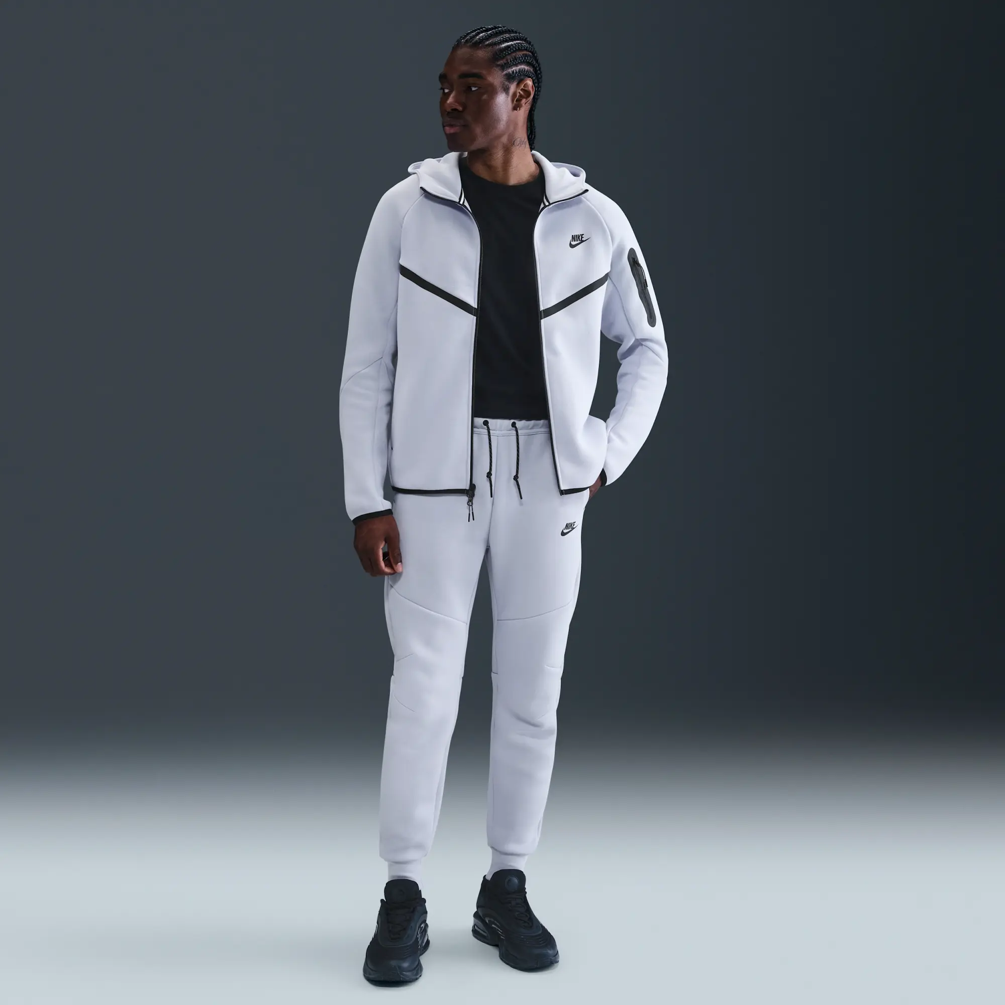 Nike Tech Men's Fleece Joggers - Grey - Cotton/Polyester