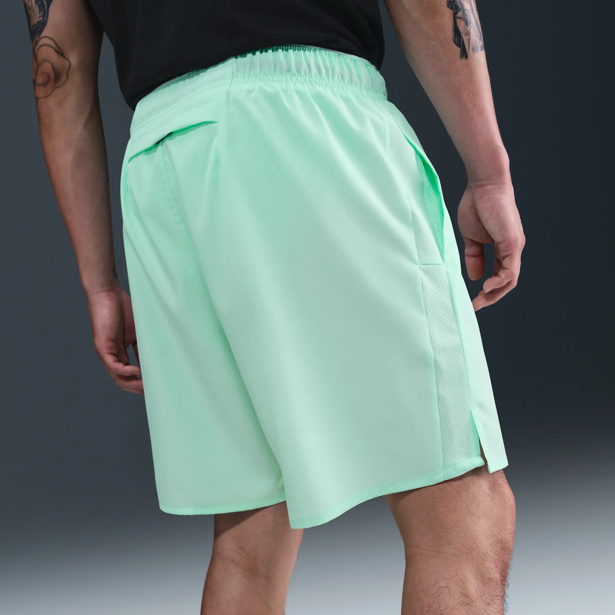 Nike Challenger Men's Dri-FIT 18cm (approx.) Brief-Lined Running Shorts - Green - Polyester