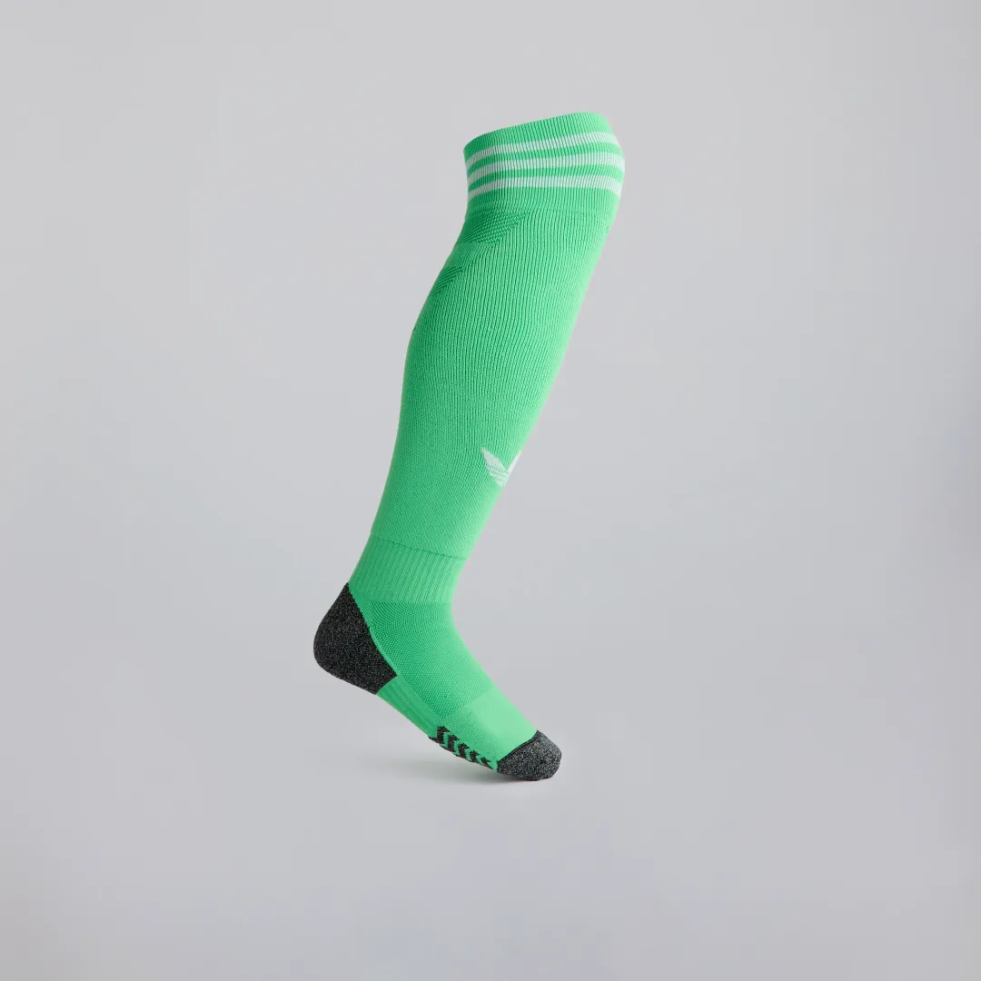 Manchester United 25/26 Third Goalkeeper Socks Green | JN9150