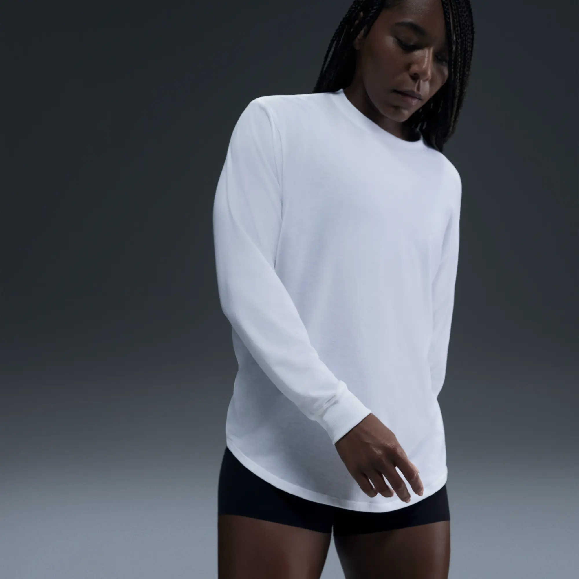 Nike One Relaxed Women's Dri-FIT Long-Sleeve Top - White - Polyester/Cotton/Elastane