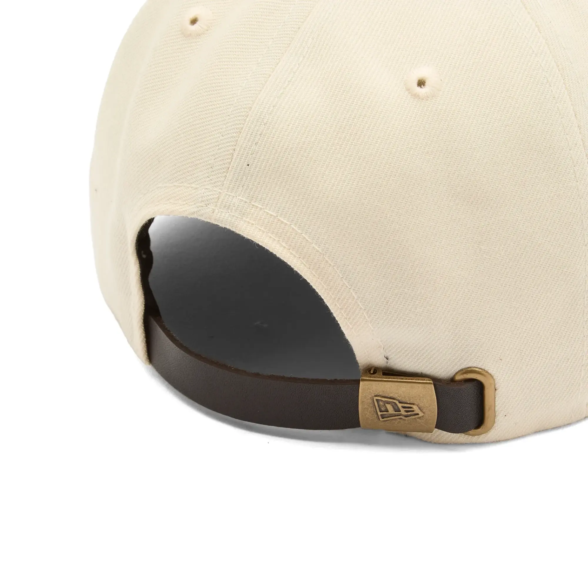 New Era Outdoor Pre-Curved Retro Crown 9Fifty Cap Natural