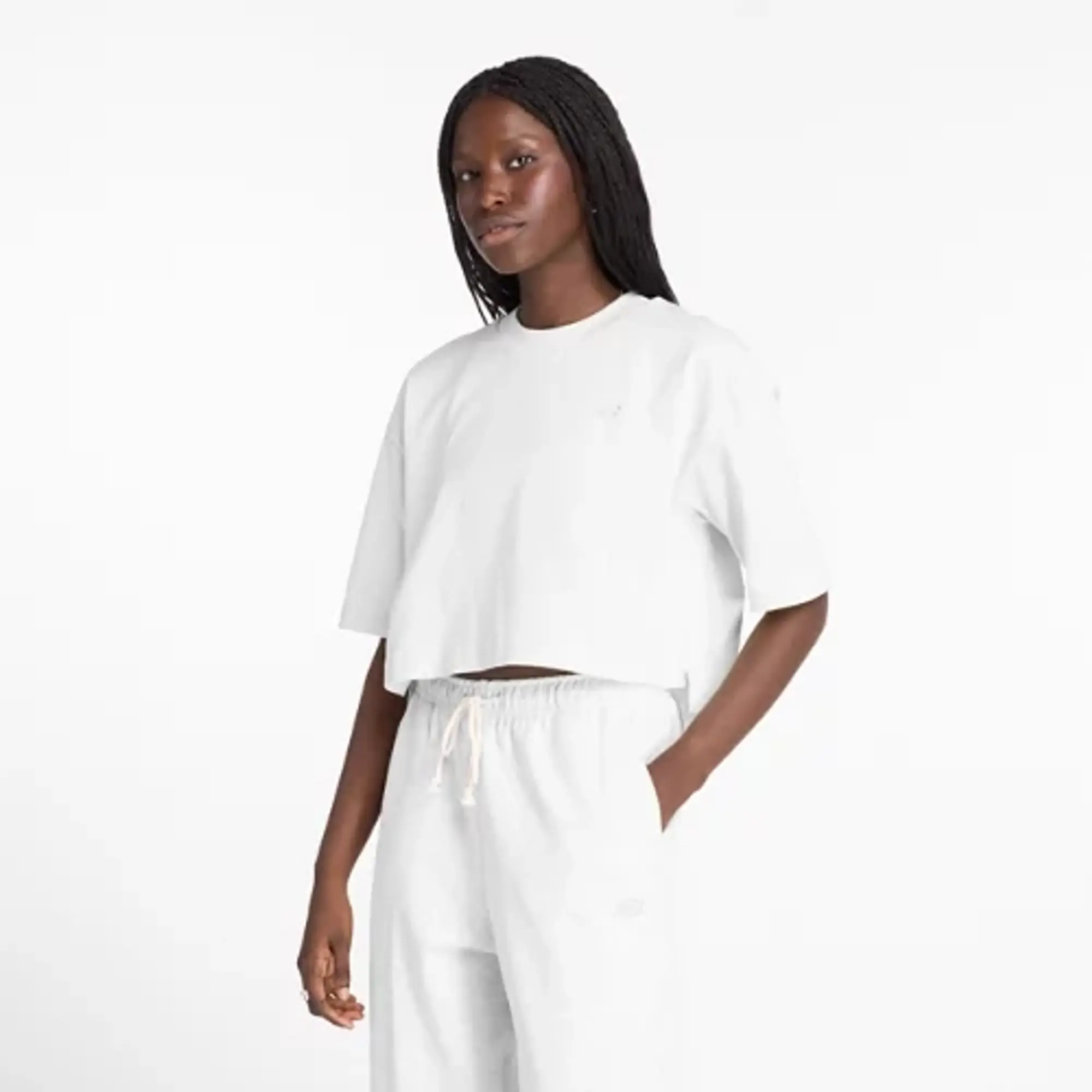 New Balance Women's Logo Oversized Jersey T-Shirt in White Cotton Jersey