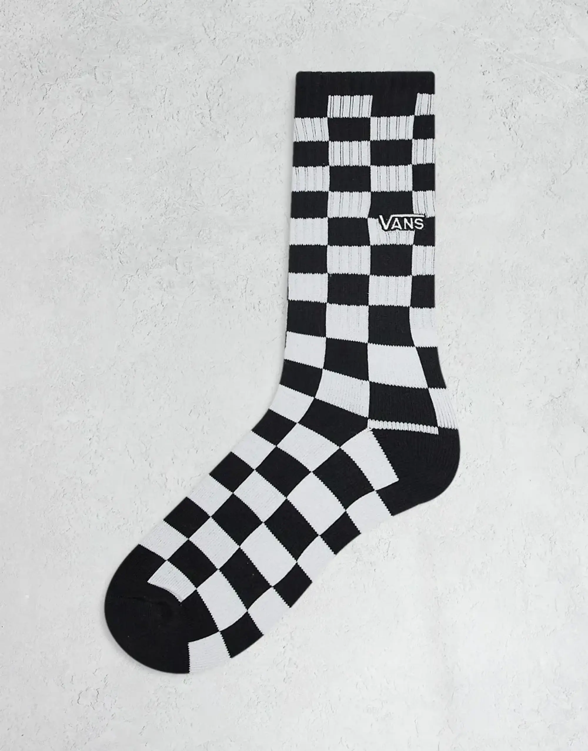 Vans Checkerboard Crew Socks In Black/White