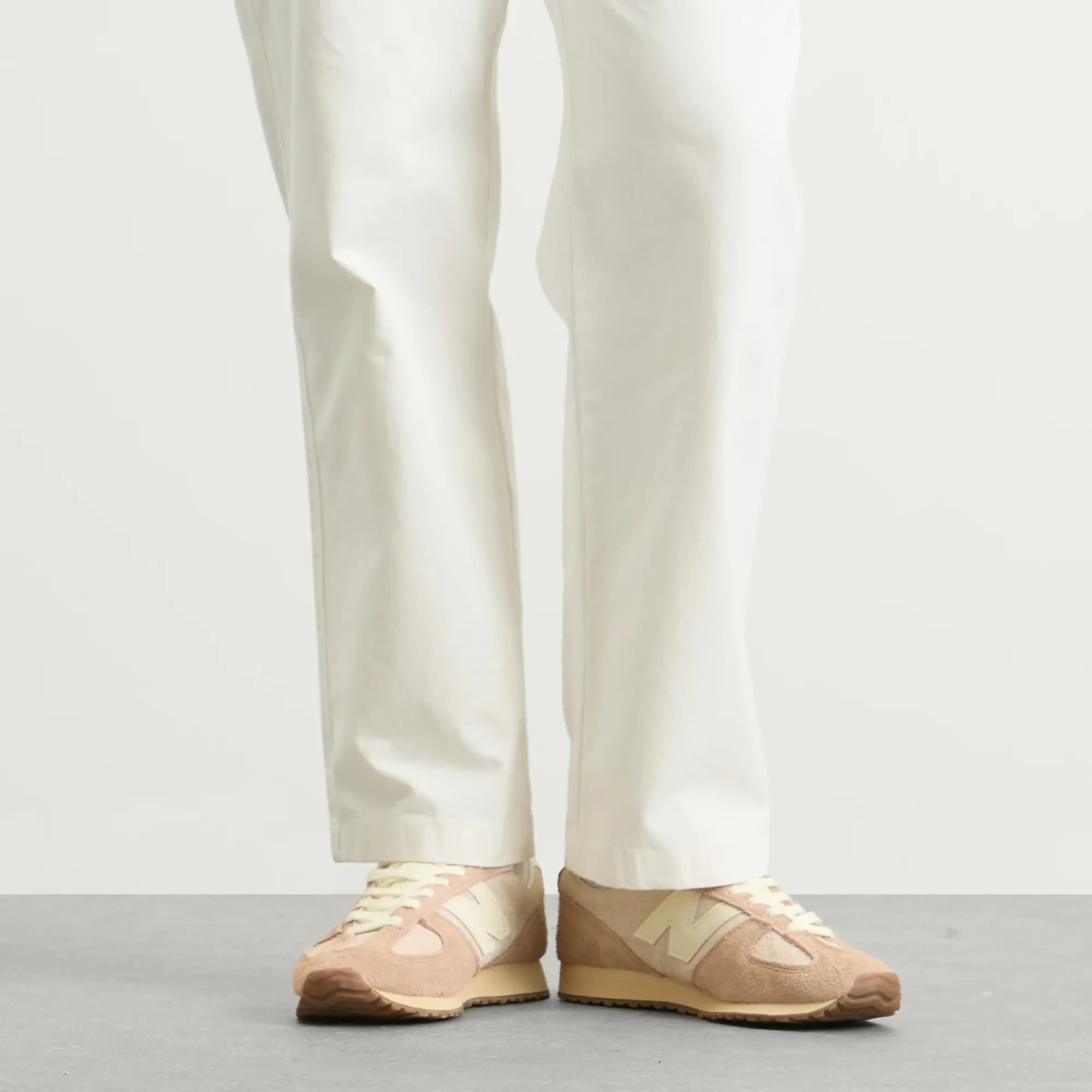 New Balance Unisex 471 in Beige/Brown Suede/Mesh