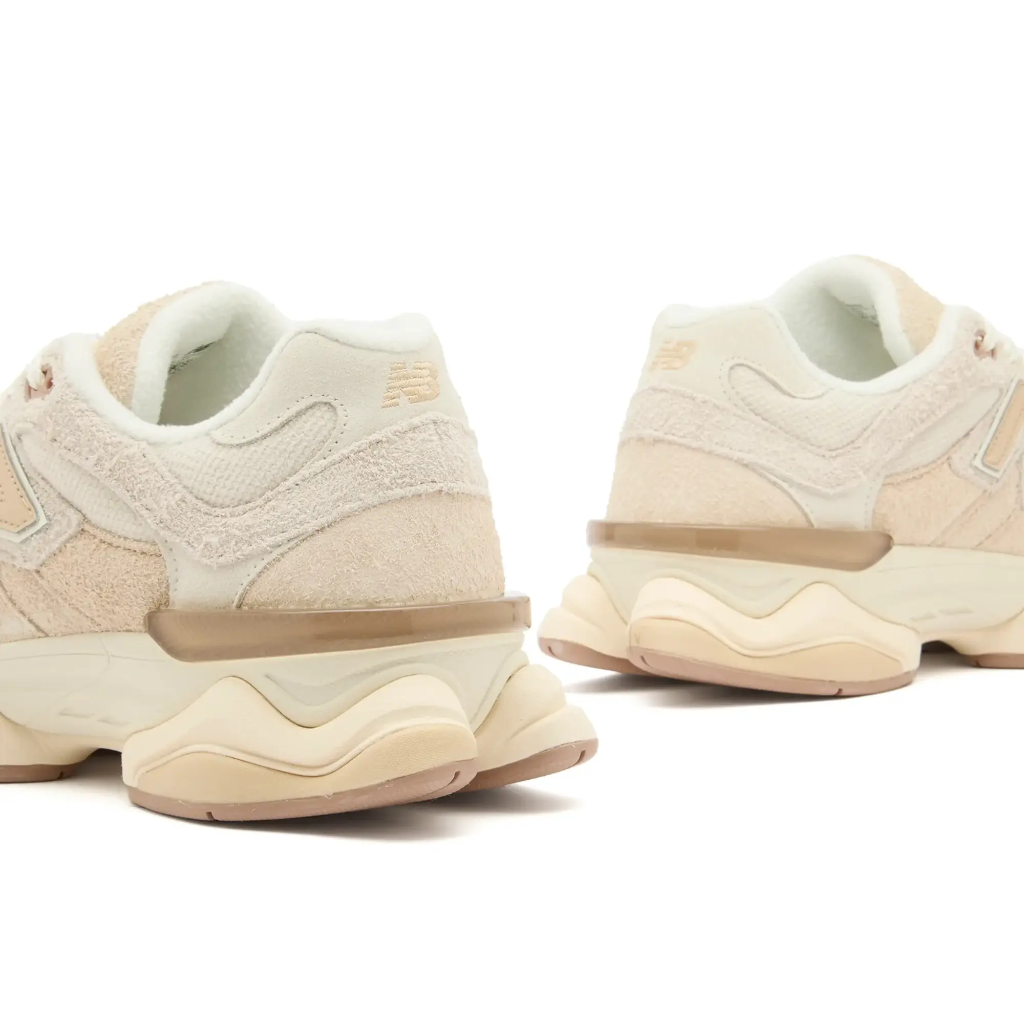 New Balance 9060 Sneaker Bisque