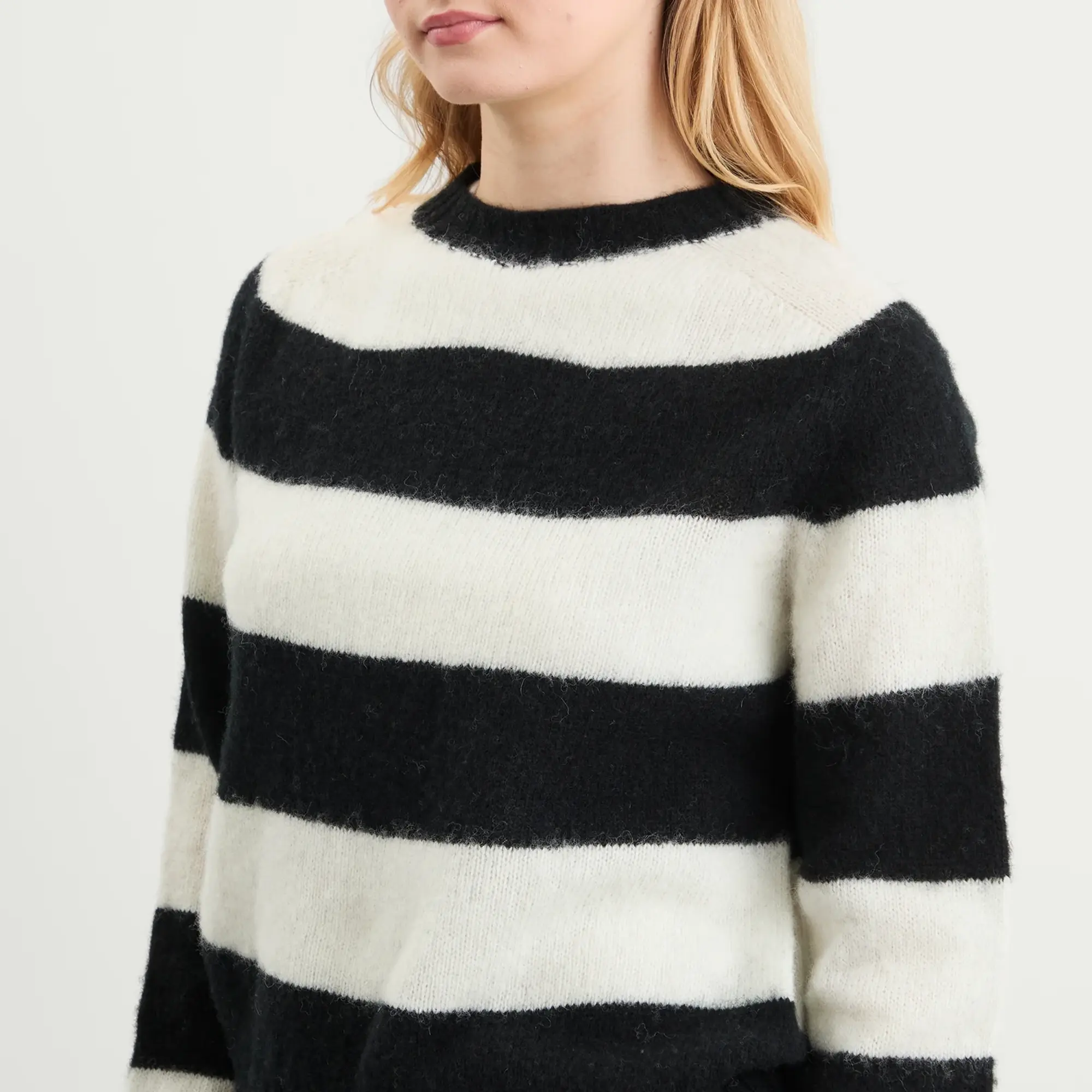 YMC Women's Jets Stripe Knit Black/Cream
