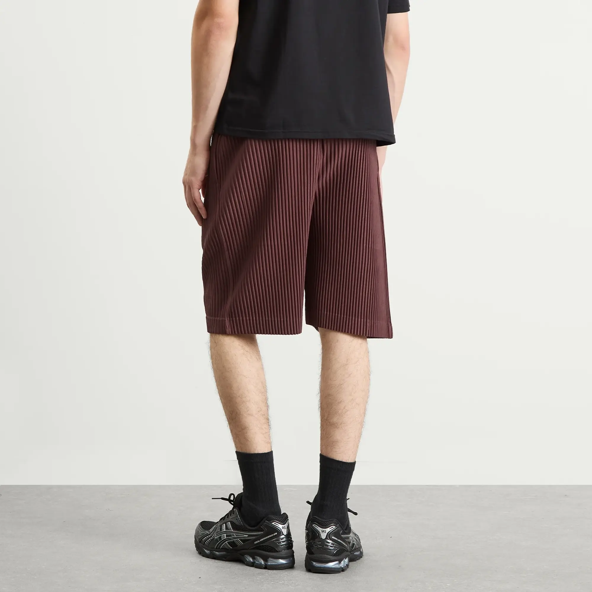 Homme Plissé Issey Miyake Men's Shorts Brown