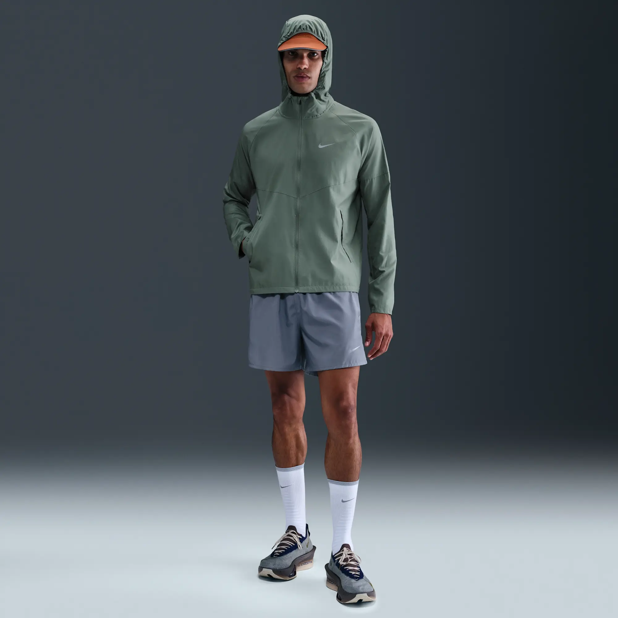 Nike Miler Men's Repel Running Jacket - Grey - Polyester