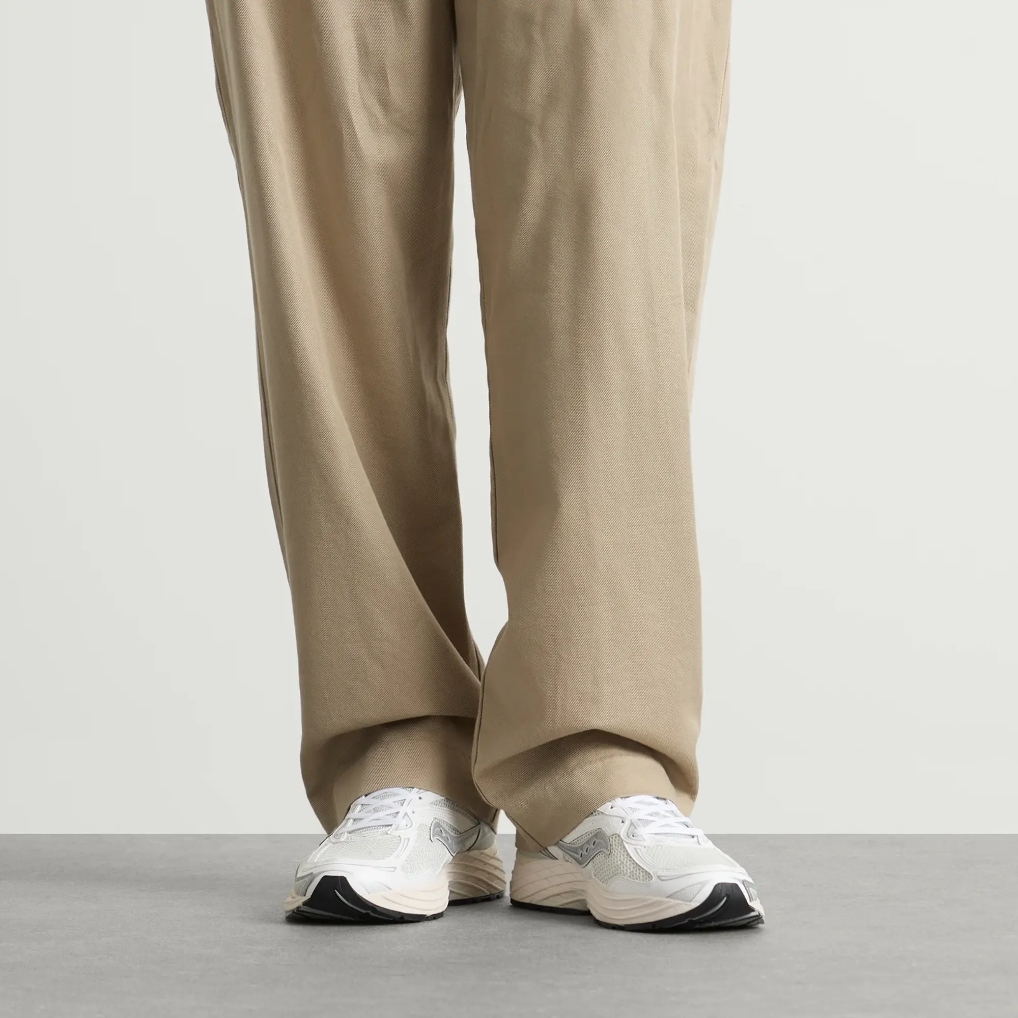 Saucony - ProGrid Omni 9 TMY in White