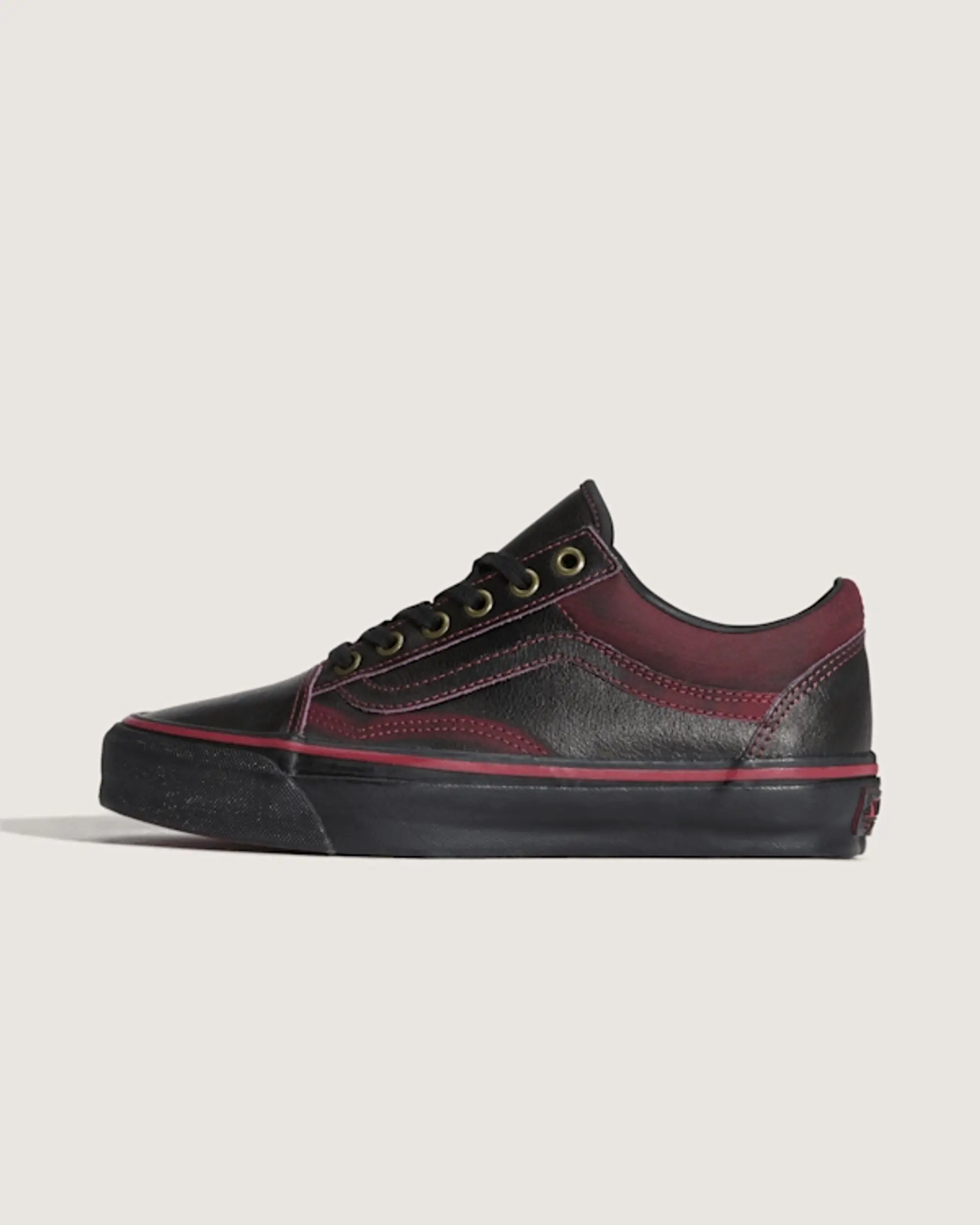 Vans - Premium Old Skool Tania Shoe, Man, Red