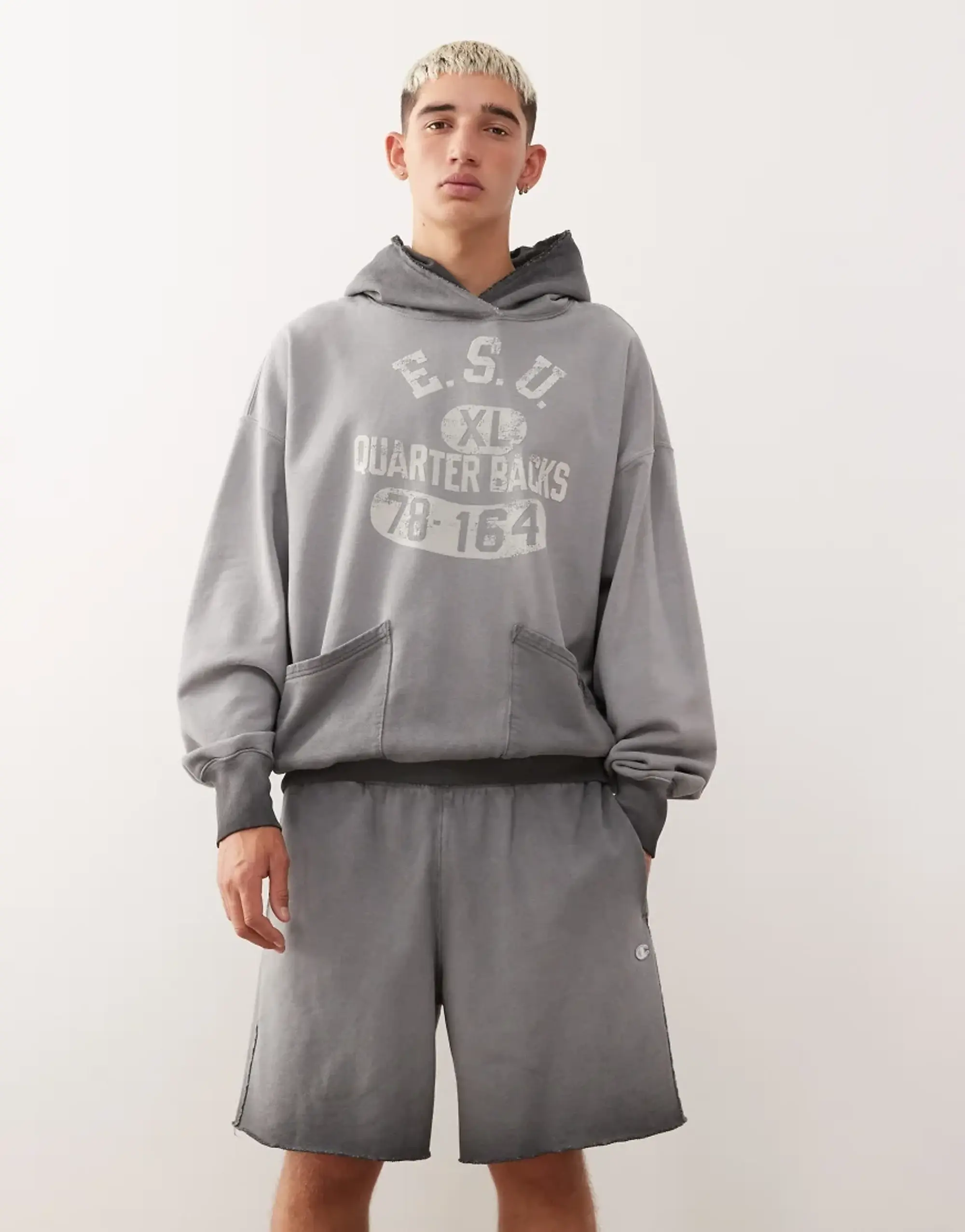 Champion Bermuda Shorts In Washed Black