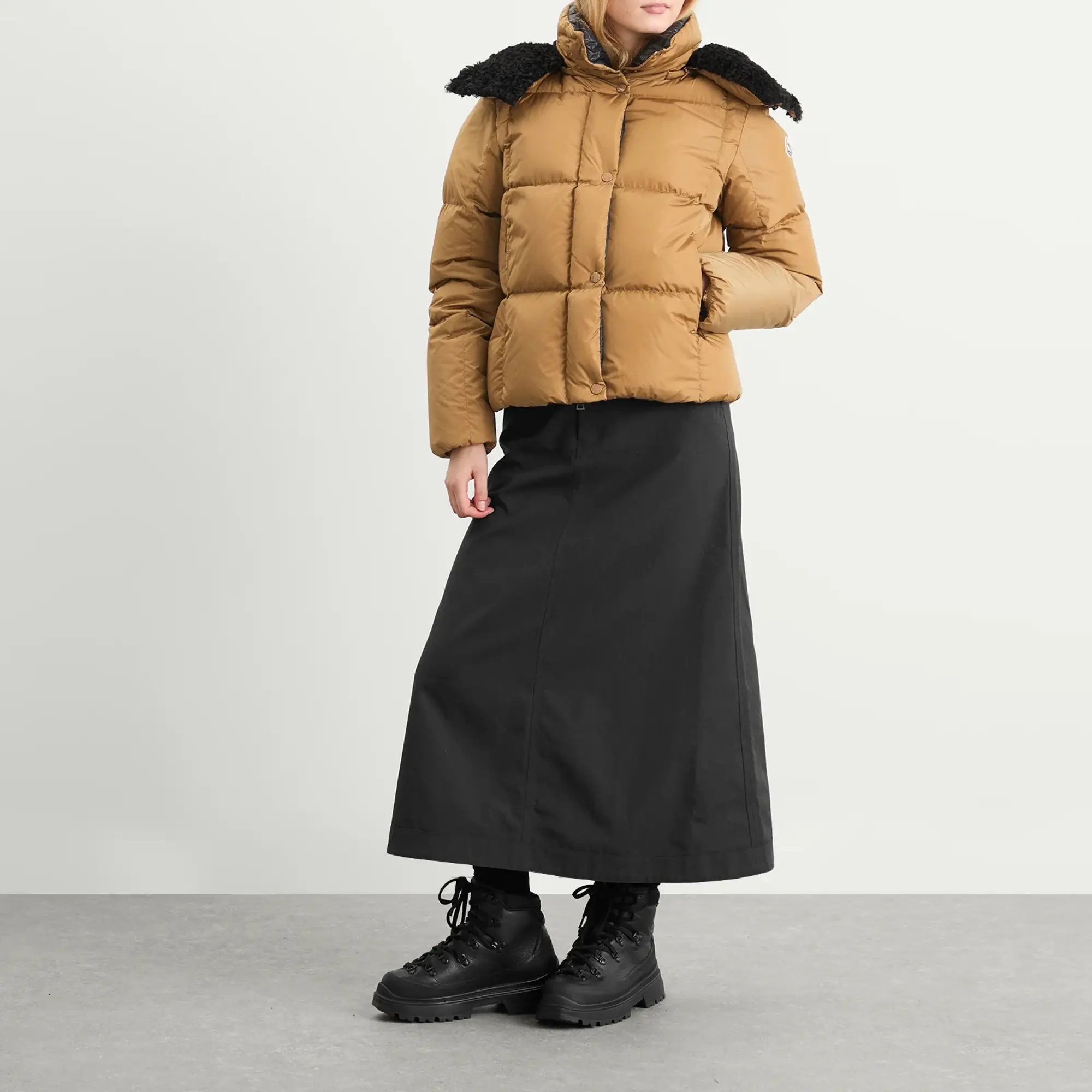 Moncler Women's Castelnou Jacket Open Beige