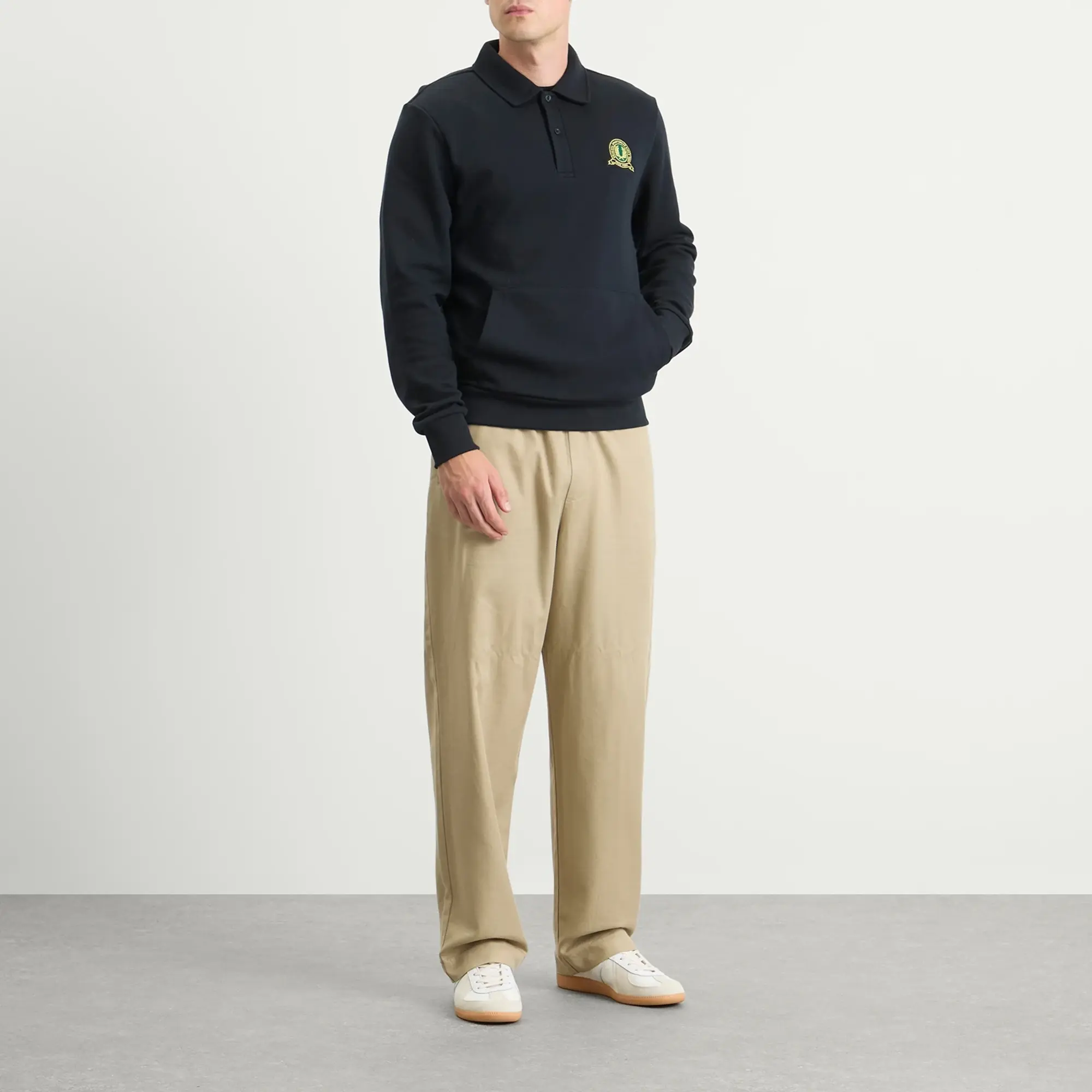 Fred Perry Men's Tennis Badge Collared Sweatshirt Navy