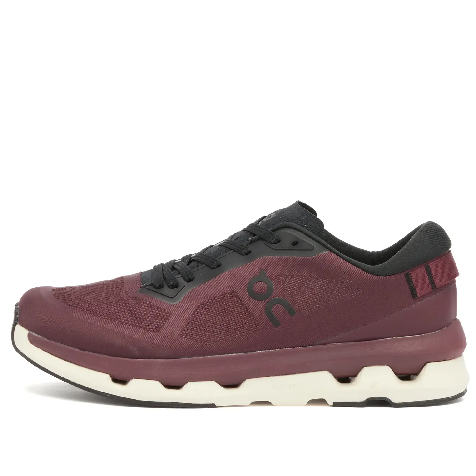 ON Women's CloudzON Women'se Sneakers Mulberry/Black