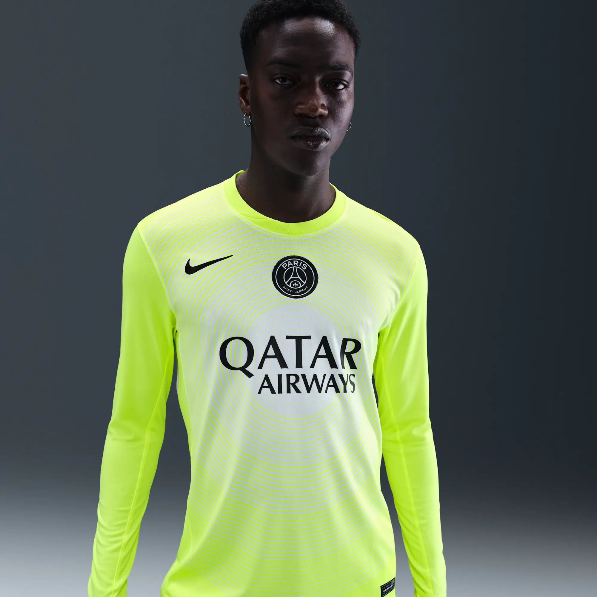Paris Saint-Germain 2025/26 Stadium Goalkeeper Third Men's Nike Dri-FIT Football Replica Shirt - Yellow - Polyester