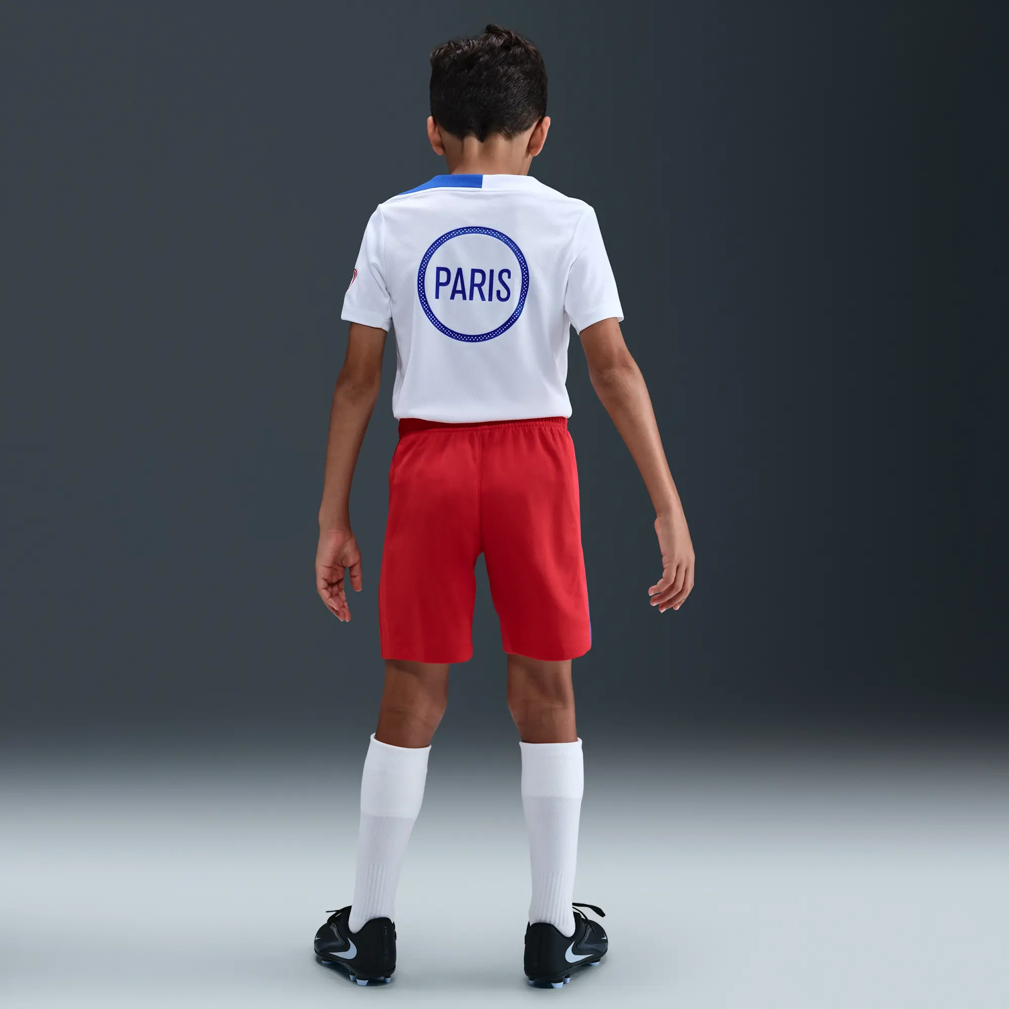 PSG 2025/26 Stadium Third Older Kids' Nike Dri-FIT Total 90 Football Replica Shorts - Red - Polyester