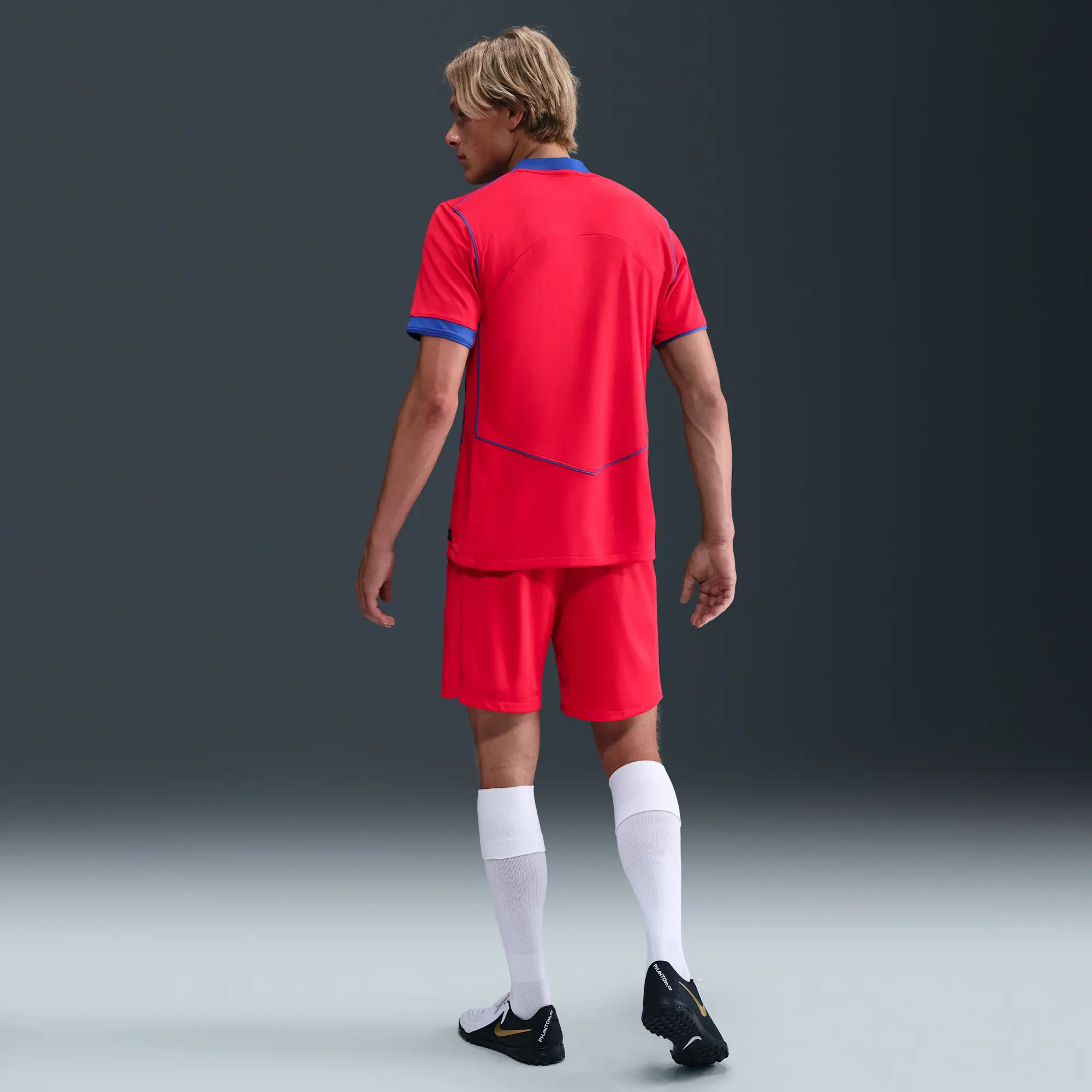 PSG 2025/26 Stadium Third Men's Nike Dri-FIT Total 90 Football Replica Shorts - Red - Polyester