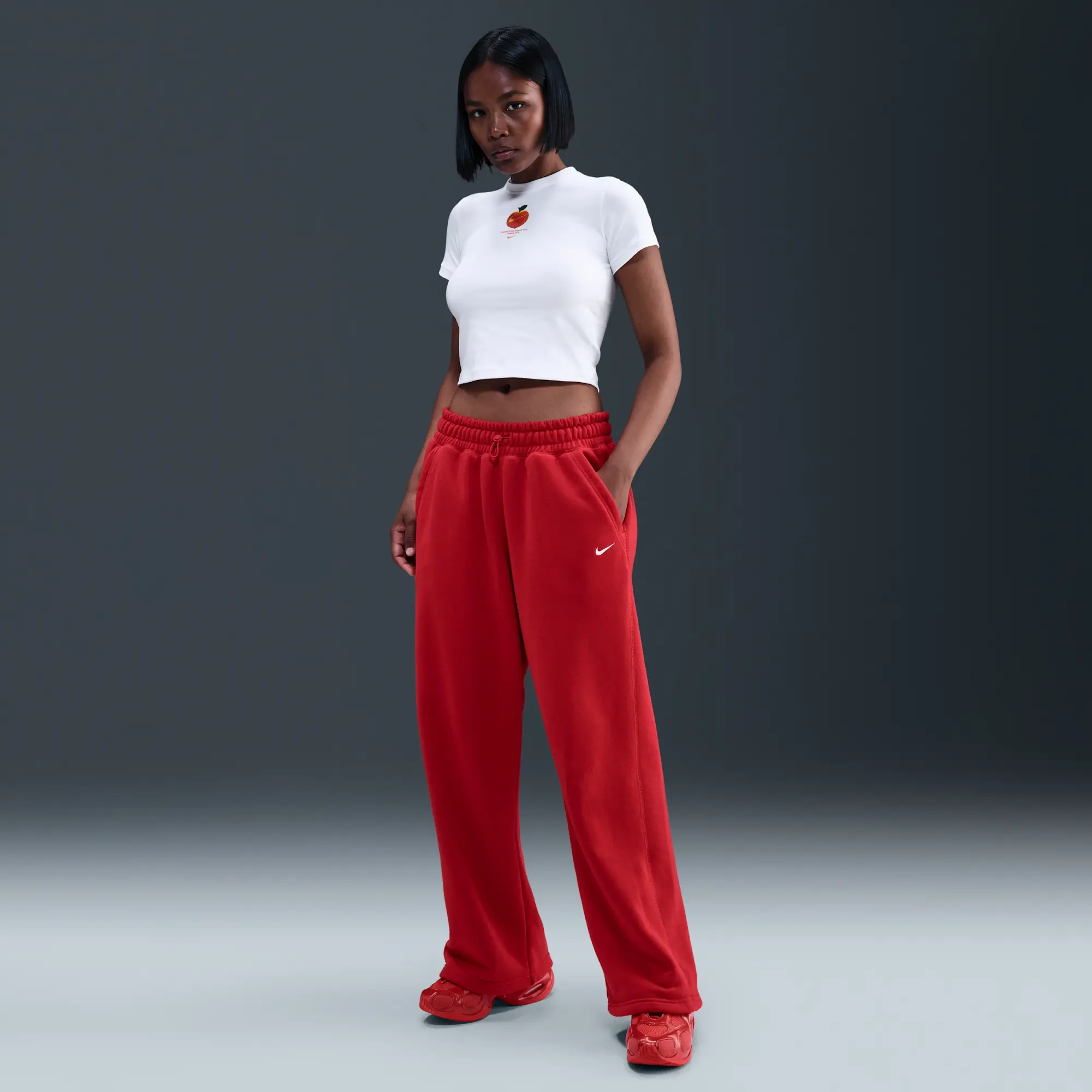 Nike Sportswear Women's T-Shirt - White - Cotton/Polyester/Elastane