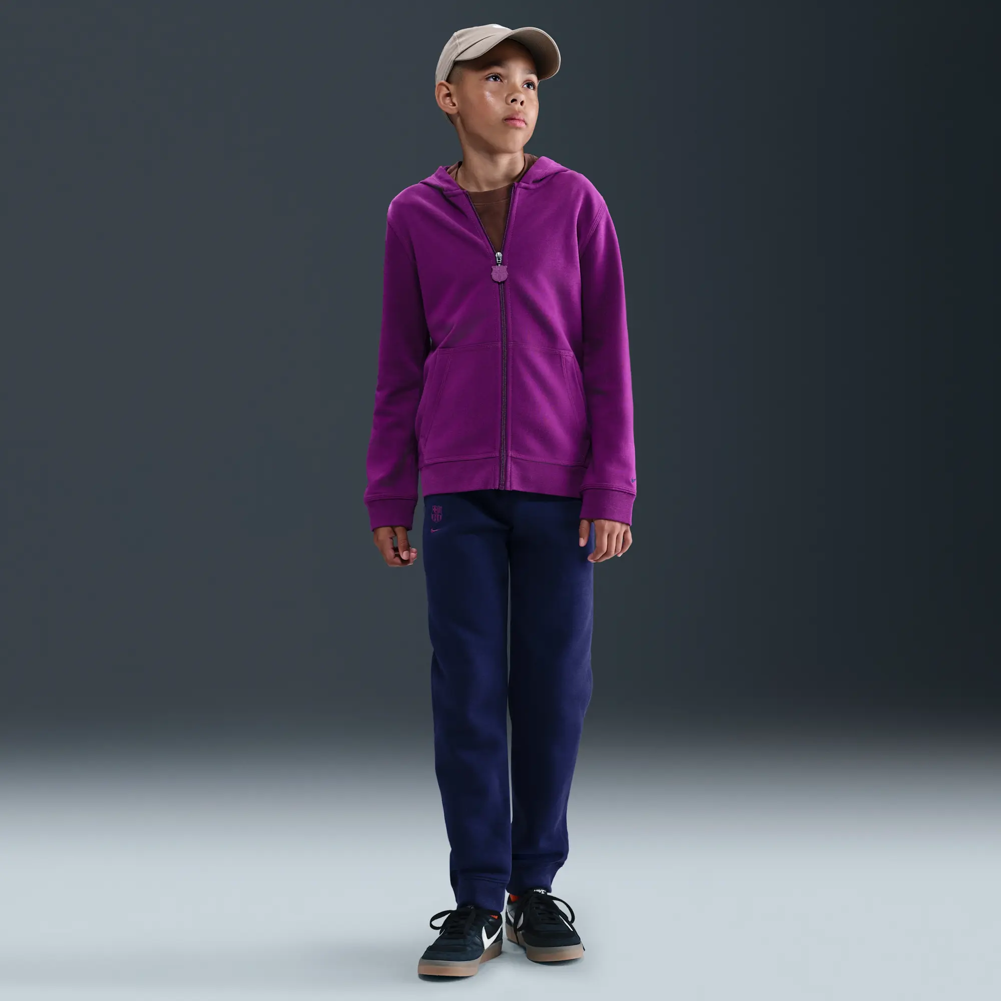 F.C. Barcelona Club Older Kids' (Boys') Nike Football Fleece Joggers - Purple - Cotton/Polyester