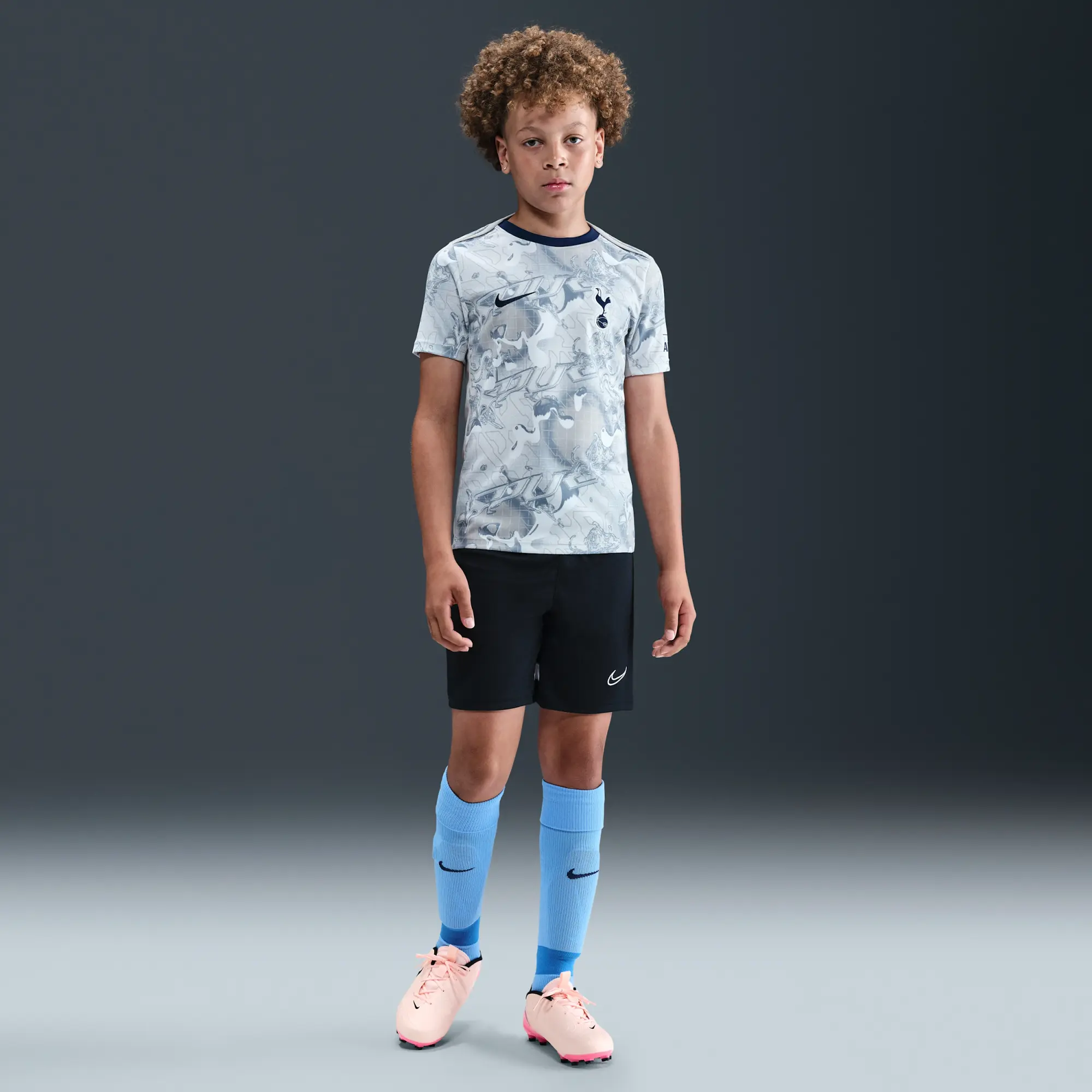 Tottenham Hotspur Academy Pro Home Older Kids' Nike Dri-FIT Football Pre-Match Short-Sleeve Top - White - Polyester