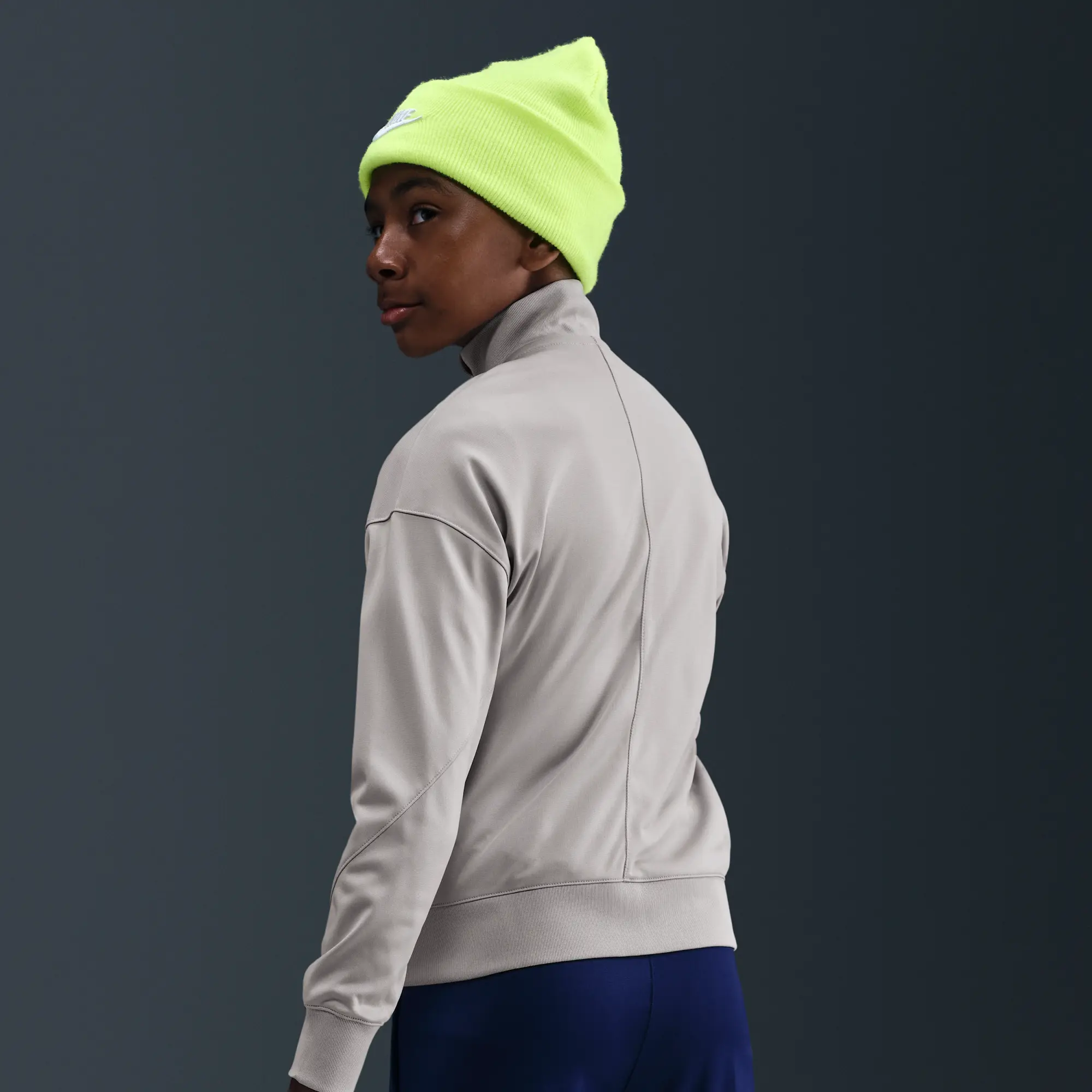 Tottenham Hotspur Strike Older Kids' Nike Dri-FIT Football Knit Tracksuit - Grey - Polyester