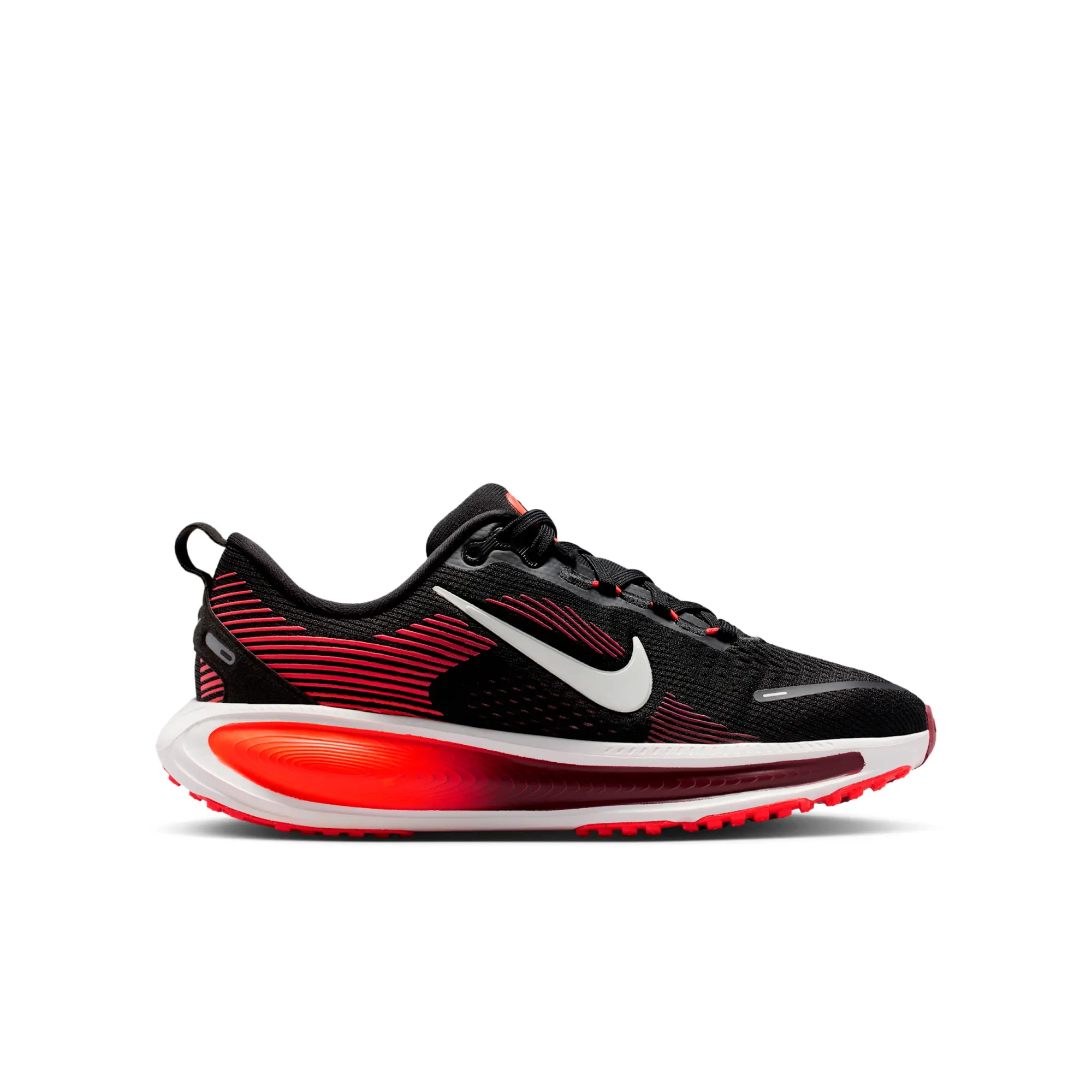 Nike Vomero 18 Older Kids' Road Running Shoes - Black