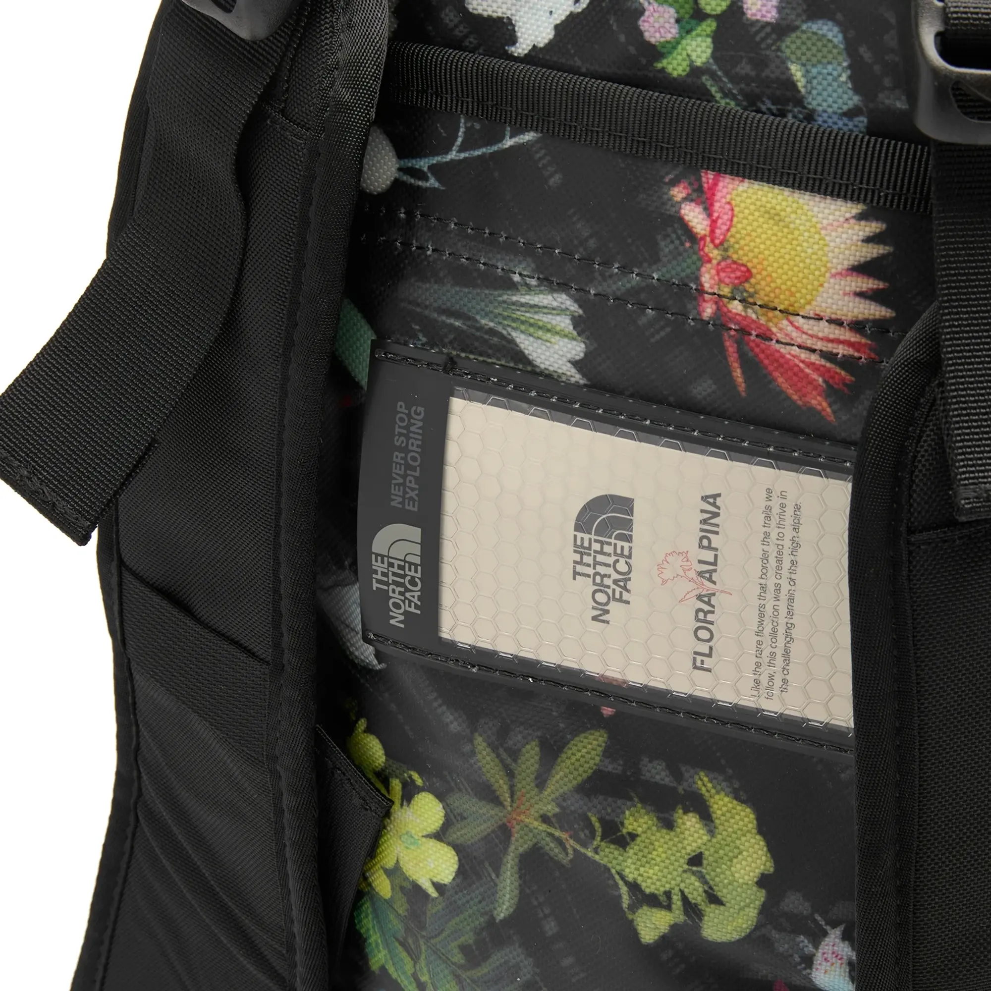 The North Face Men's Base Camp Duffel - S Tnf Black/Alpine Floral