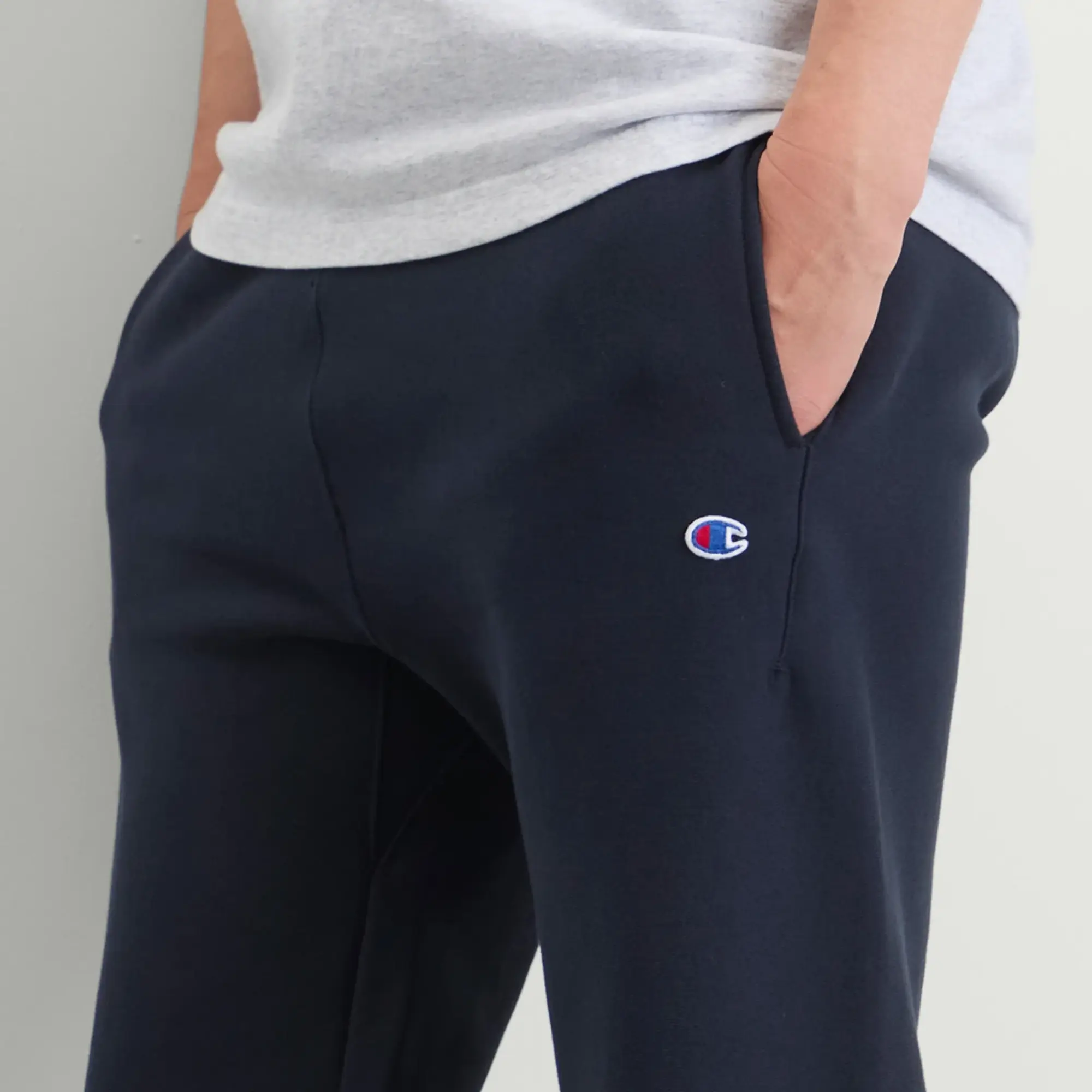 Champion Men's Reverse Weave Loose Cuffed Sweat Pants Navy