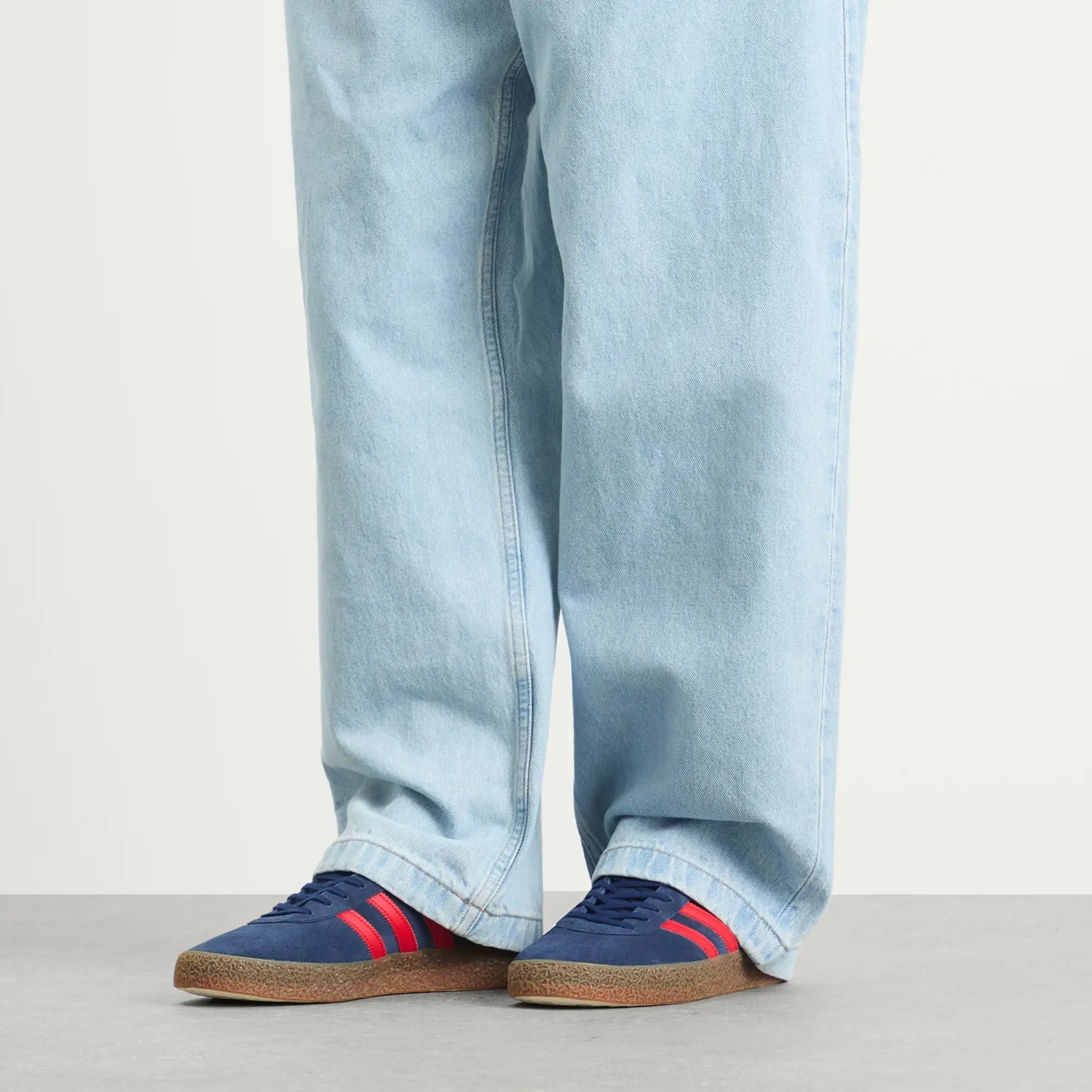 Adidas Men's Montreal Rm Sneaker Night Indigo/Better Scarlet/Gum5
