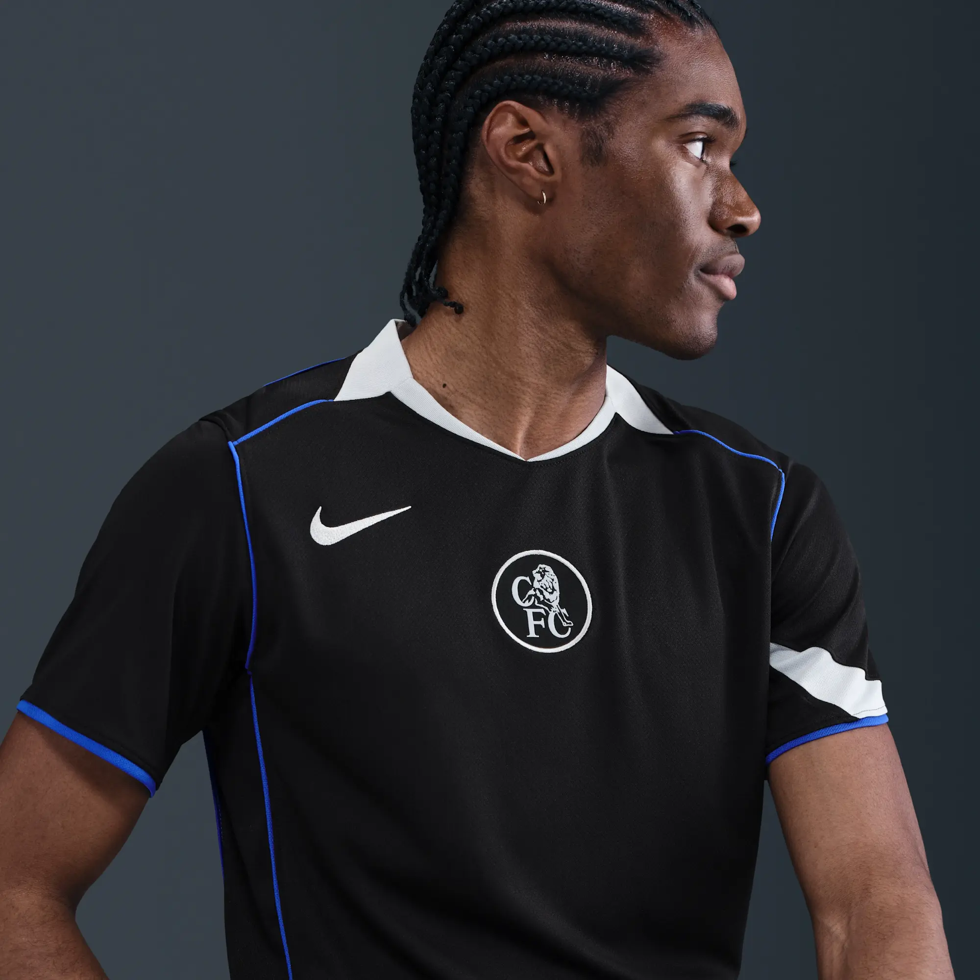 Chelsea F.C. 2025/26 Stadium Third Men's Nike Dri-FIT Total 90 Football Replica Shirt - Black - Polyester