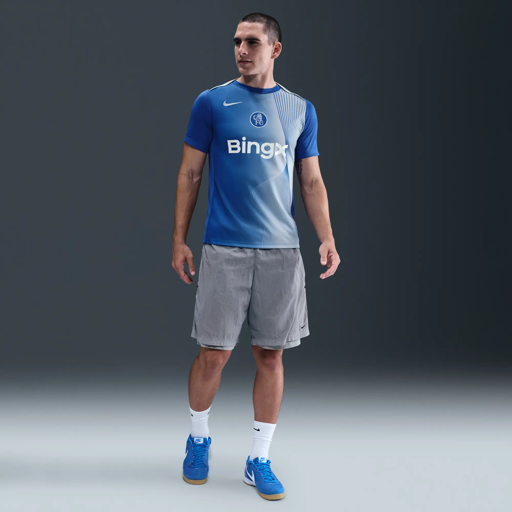Chelsea F.C. Academy Pro Third Men's Nike Dri-FIT Total 90 Football Pre-Match Top - Blue - Polyester