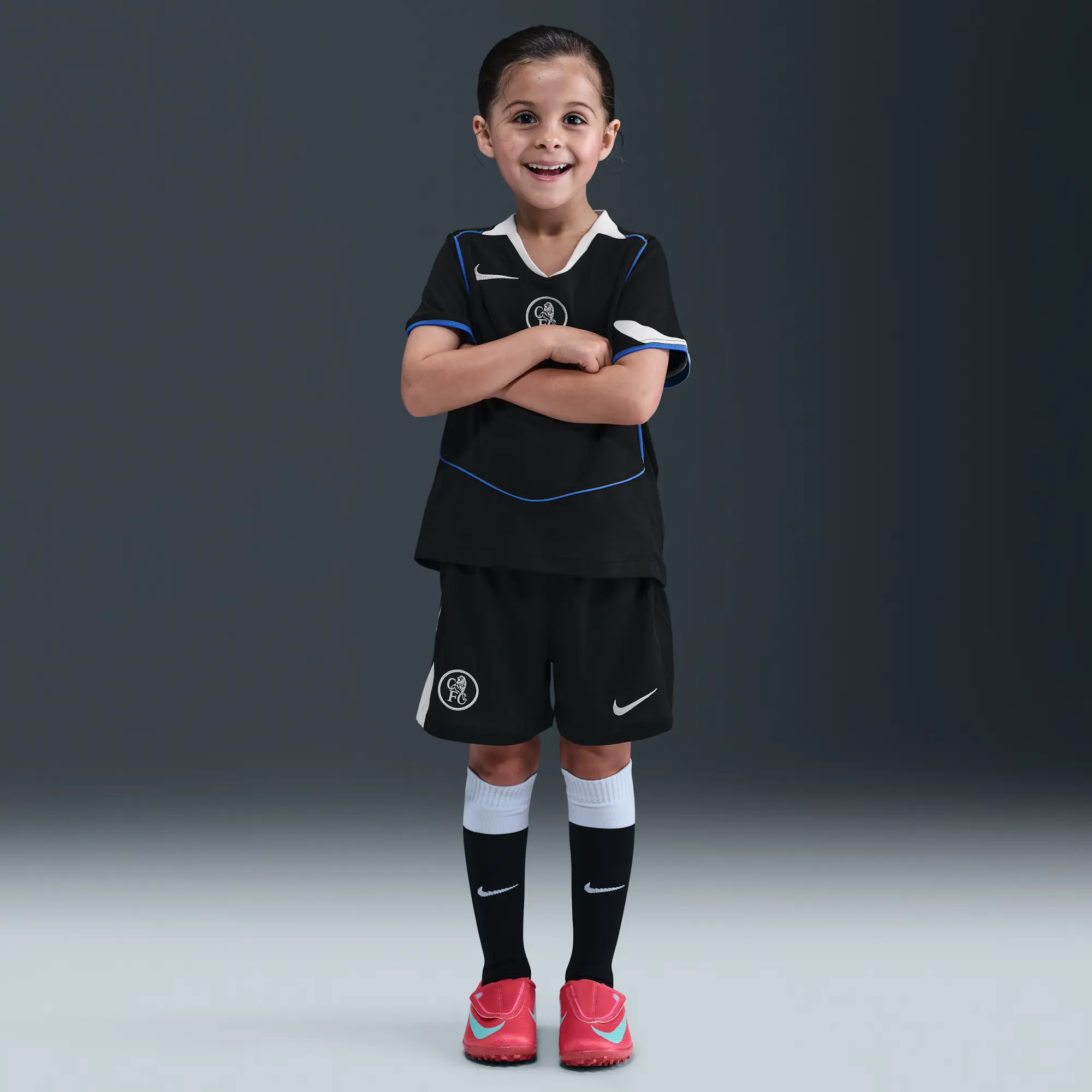Chelsea F.C. 2025/26 Stadium Third Younger Kids' Nike Dri-FIT Total 90 Football 3-Piece Kit - Black - Polyester