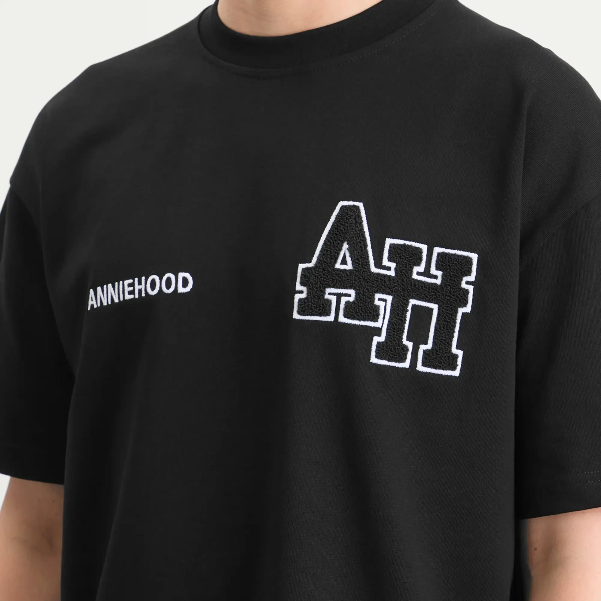 ANNIE HOOD Men's College T-Shirt Black/Black