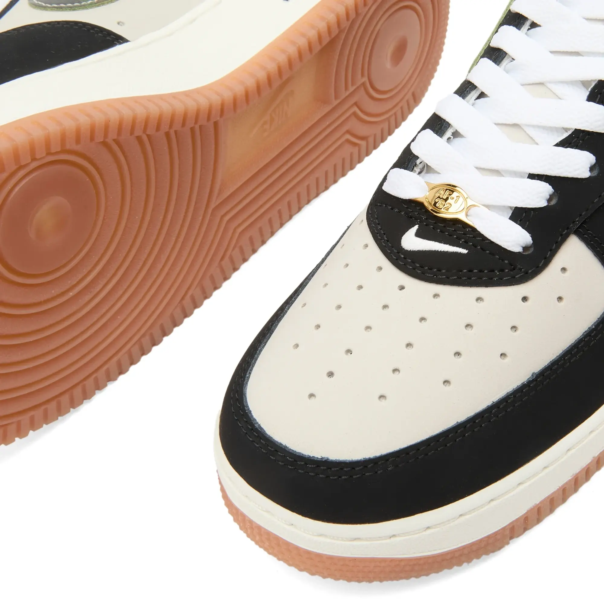 Nike Men's Air Force 1 Low Retro Sneaker Black Camo