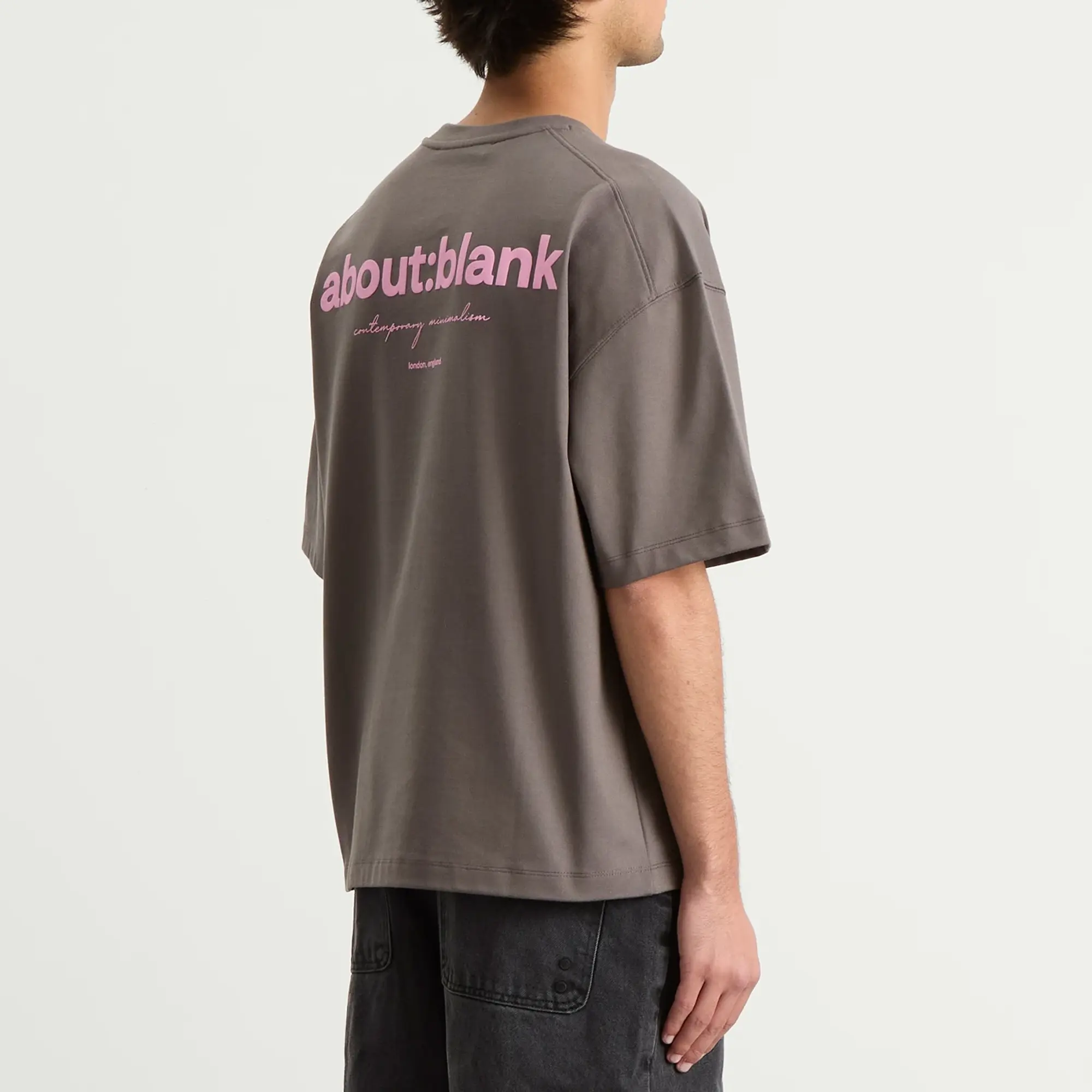 about:blank Men's Box Logo T-Shirt Charcoal/Pink