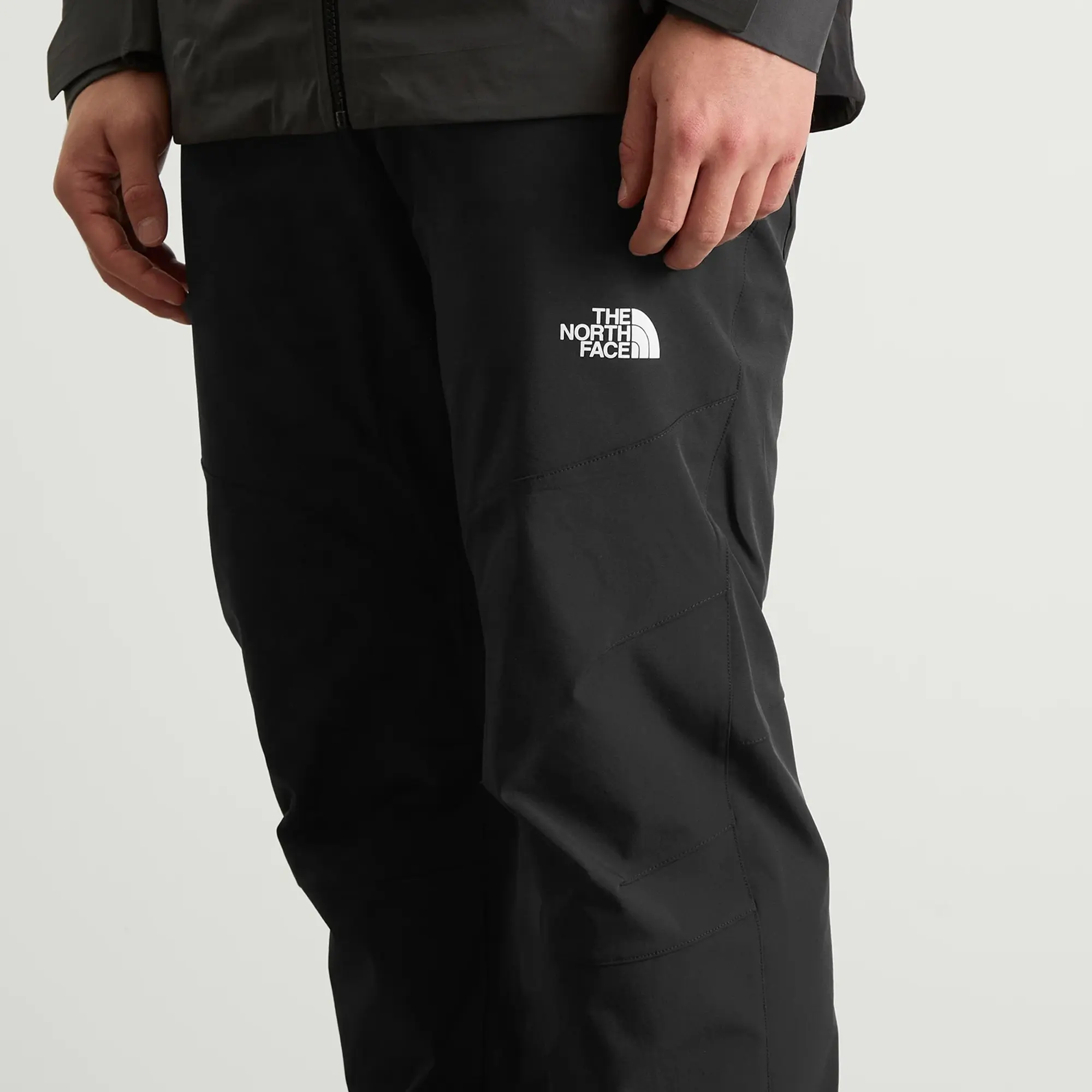 The North Face Men's Alpine Ridge Regular Tapered Trousers Tnf Black