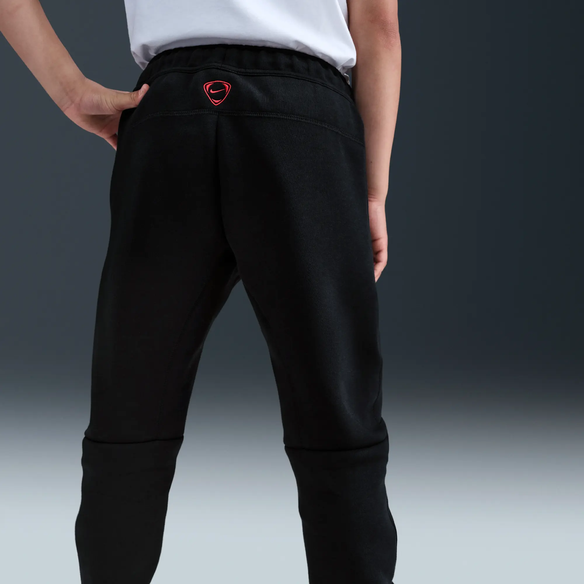 Paris Saint-Germain Tech Third Nike Total 90 Football Fleece Pants - Black - Sustainable Materials