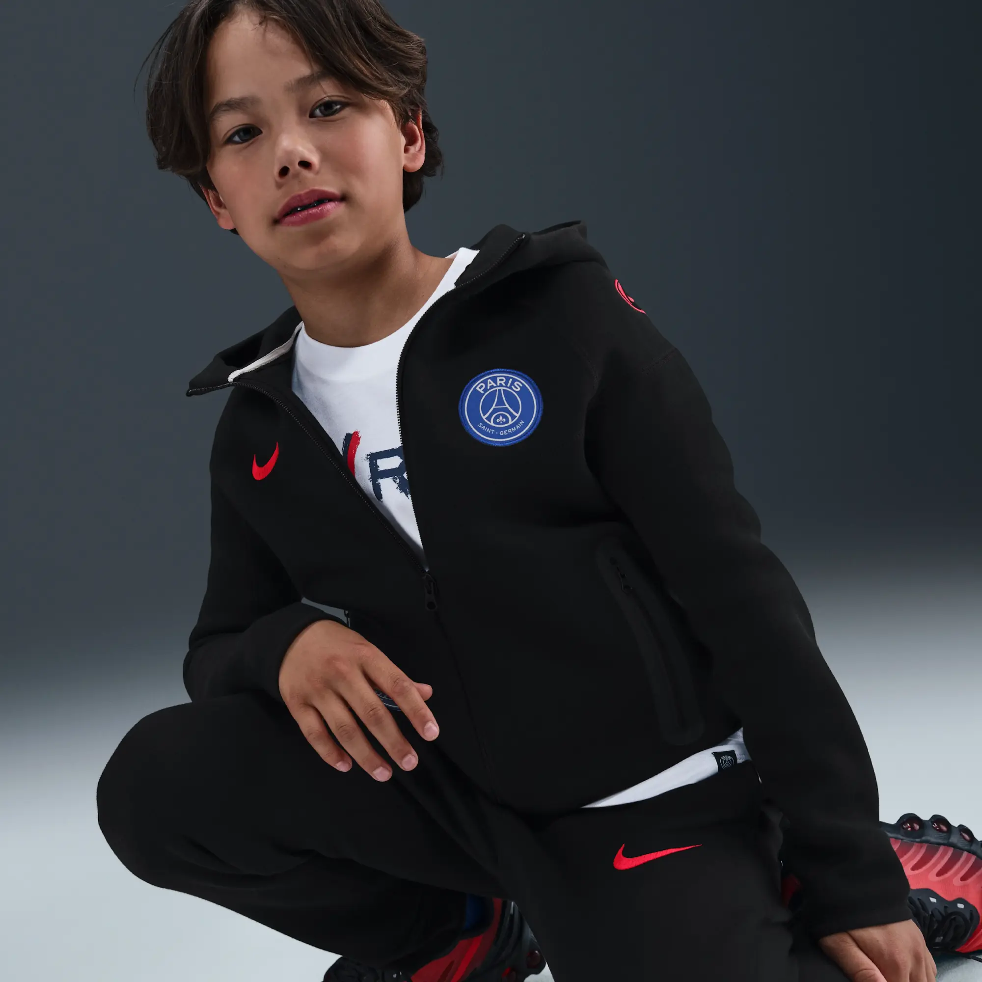 Paris Saint-Germain Tech Third Nike Total 90 Football Fleece Full-Zip Hoodie - Black - Fleece > Tech Fleece