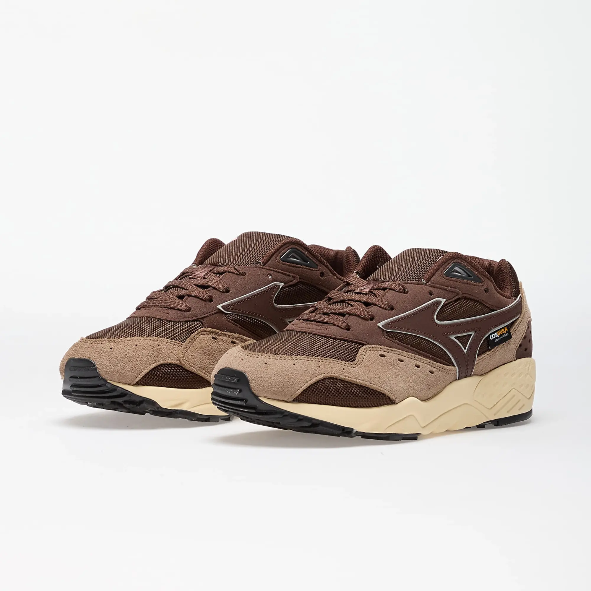 Mizuno CONTENDER