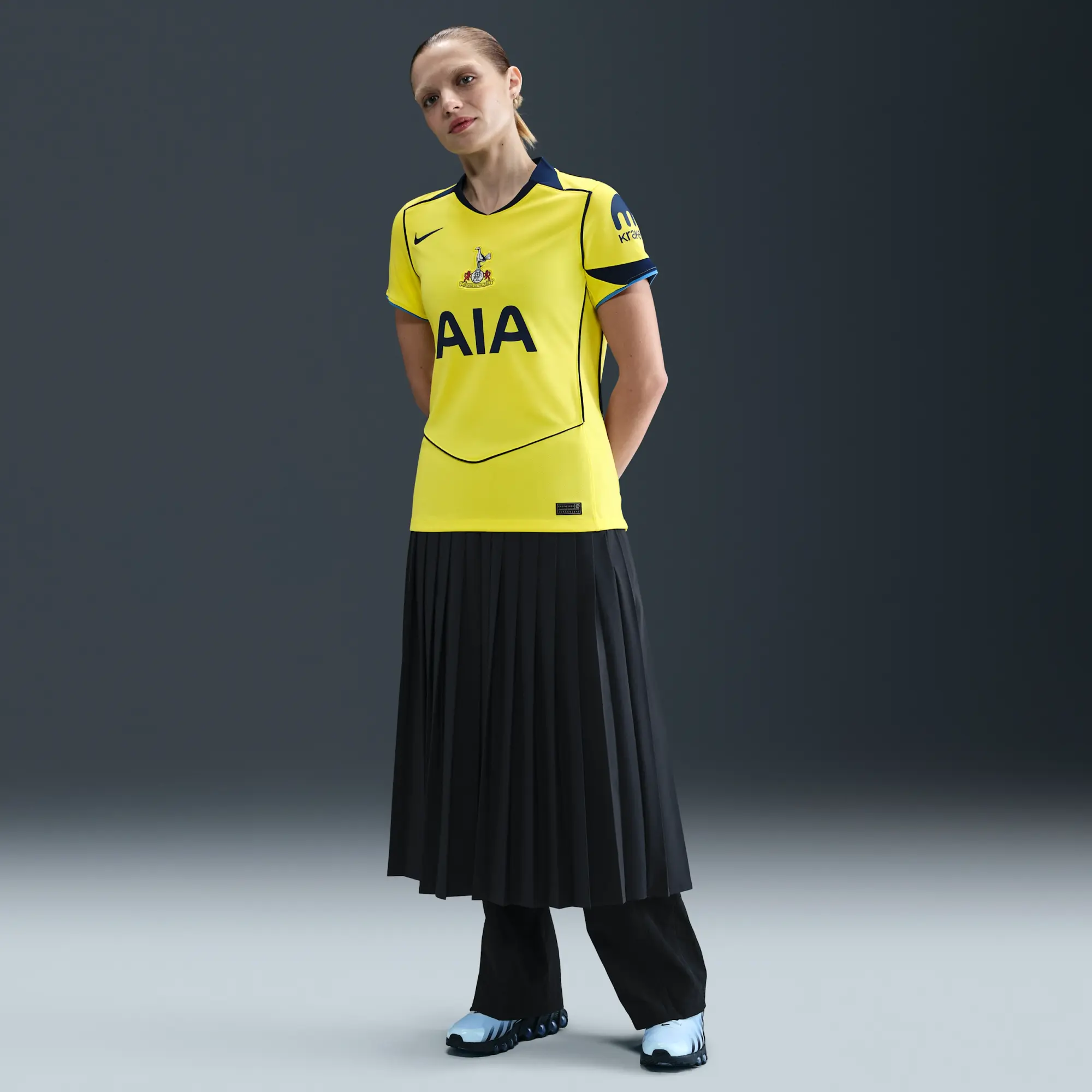Tottenham Hotspur 2025/26 Stadium Third Women's Nike Dri-FIT Total 90 Football Replica Shirt - Yellow - Polyester
