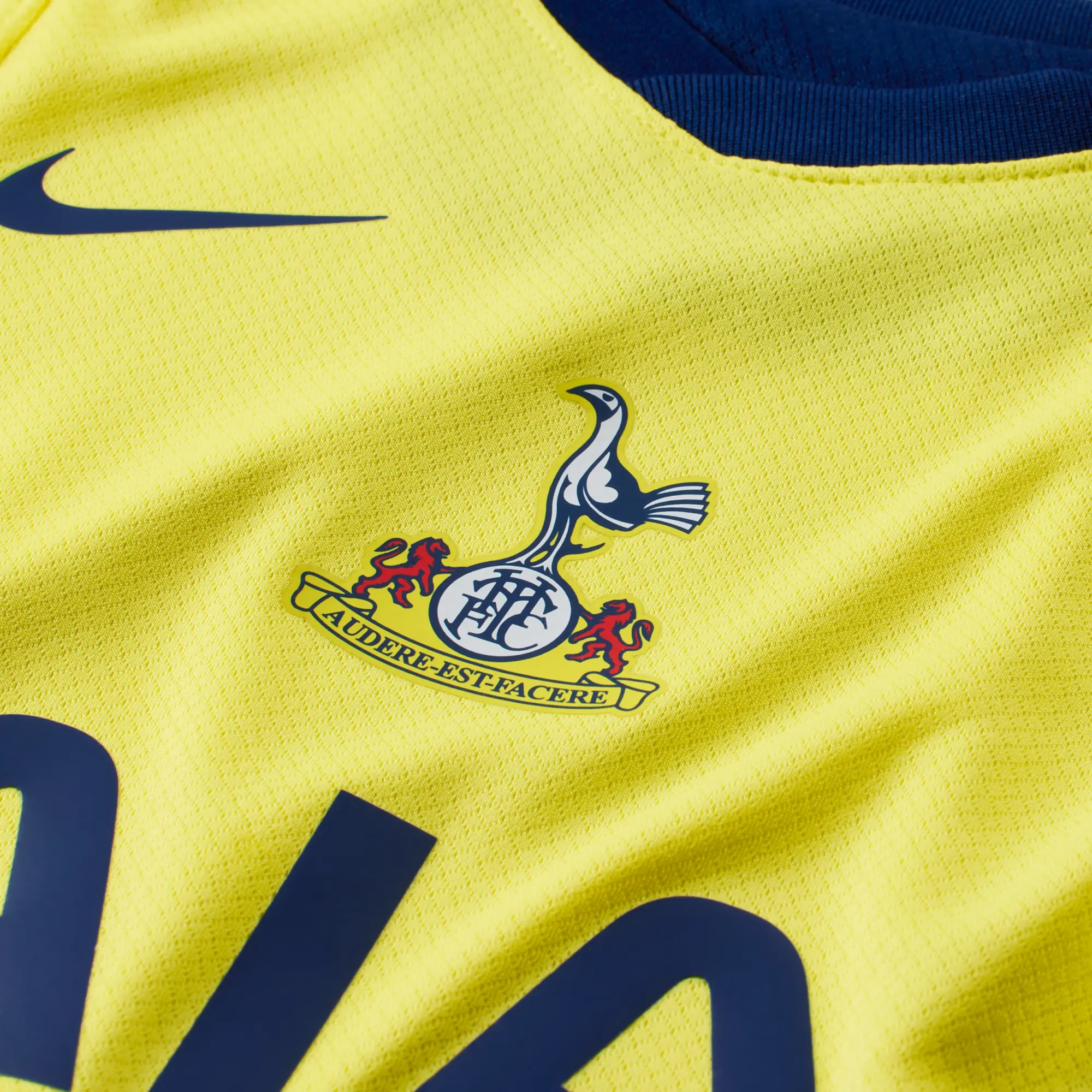 Tottenham Hotspur 2025/26 Stadium Third Baby/Toddler Nike Total 90 Football Replica 3-Piece Kit - Yellow - Polyester