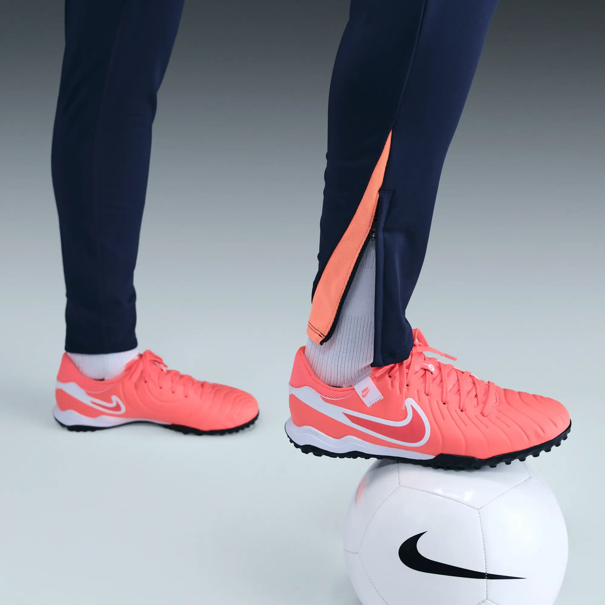 F.C. Barcelona Strike Third Women's Nike Dri-FIT Total 90 Football Knit Pants - Blue - Polyester/Elastane
