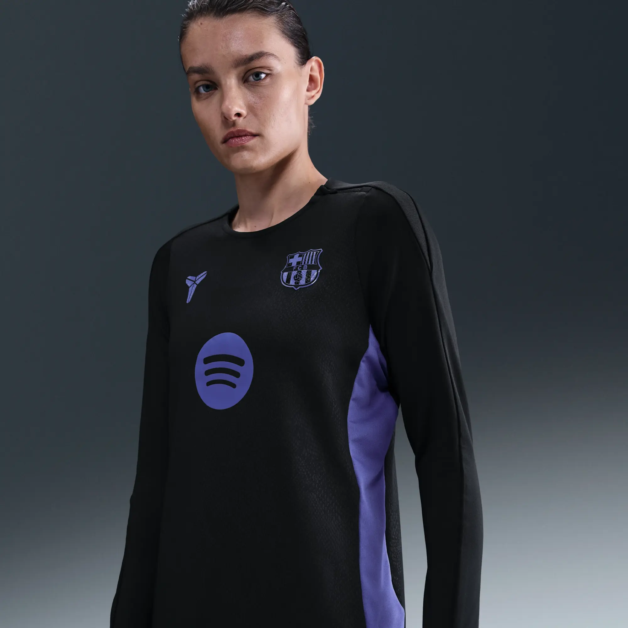 F.C. Barcelona Strike Away Women's Kobe Dri-FIT Football Pre-Match Crew-Neck Top - Black - Polyester/Elastane