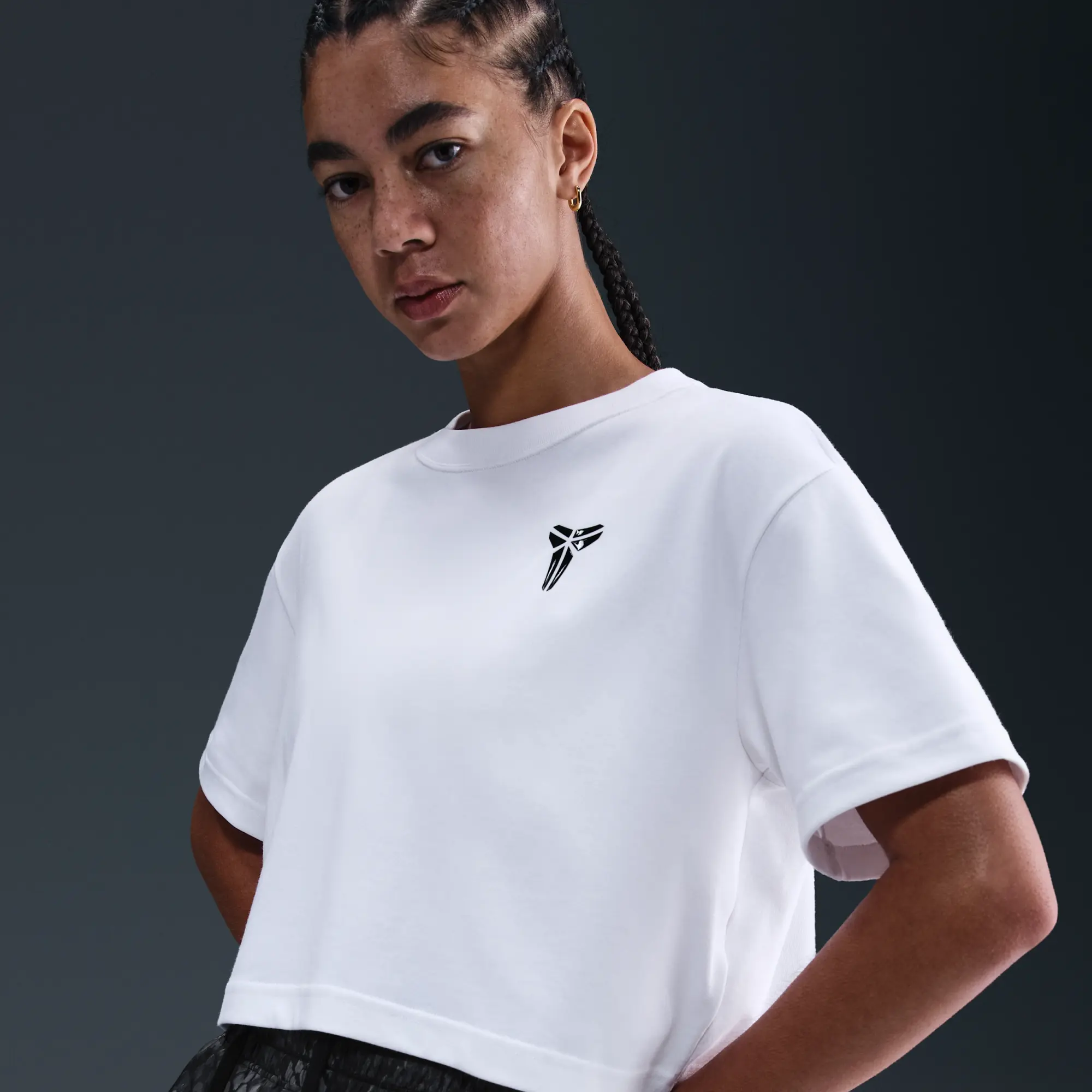 Nike Kobe Women's Dri-FIT Cropped Basketball T-Shirt - White - Polyester/Cotton