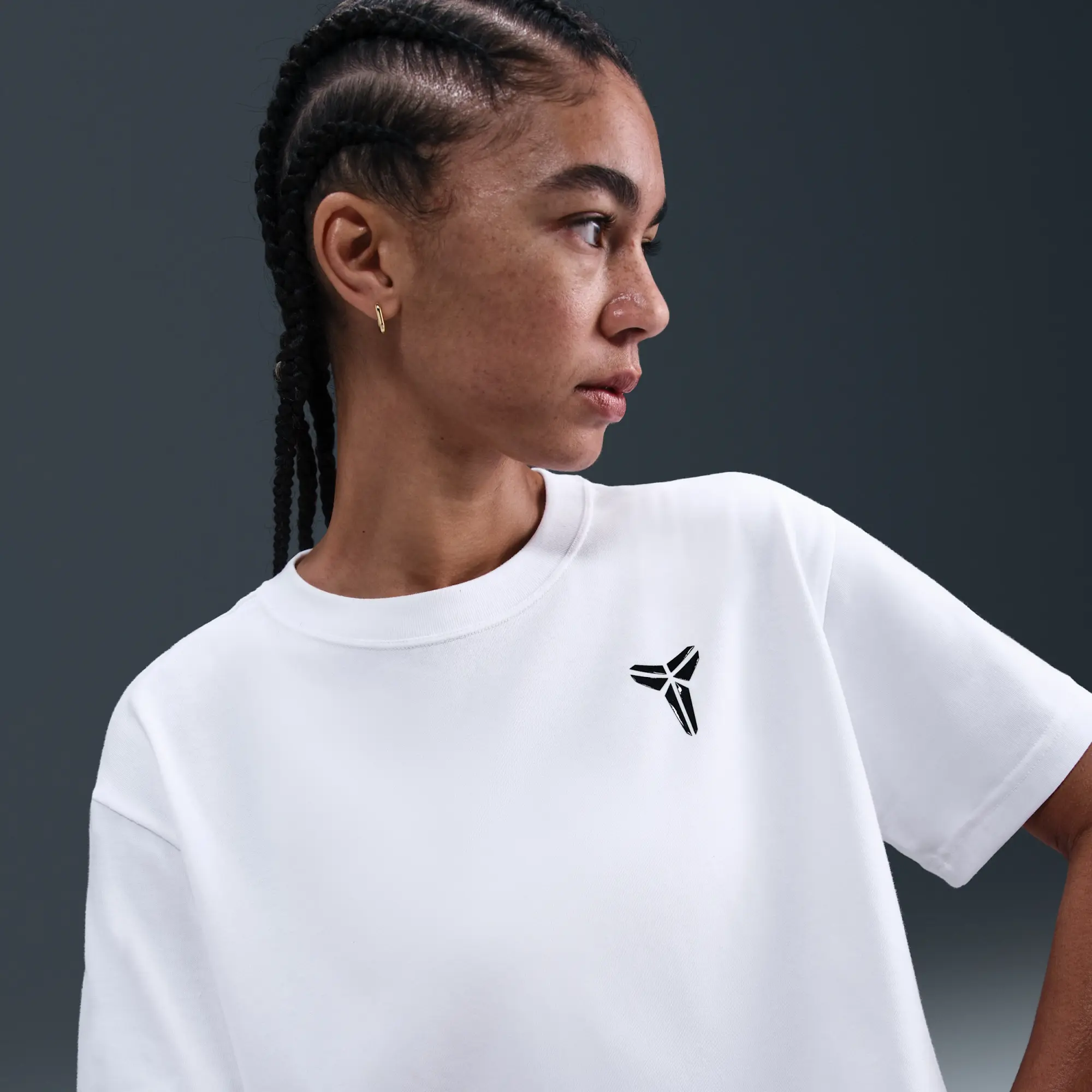 Nike Kobe Women's Dri-FIT Cropped Basketball T-Shirt - White - Polyester/Cotton