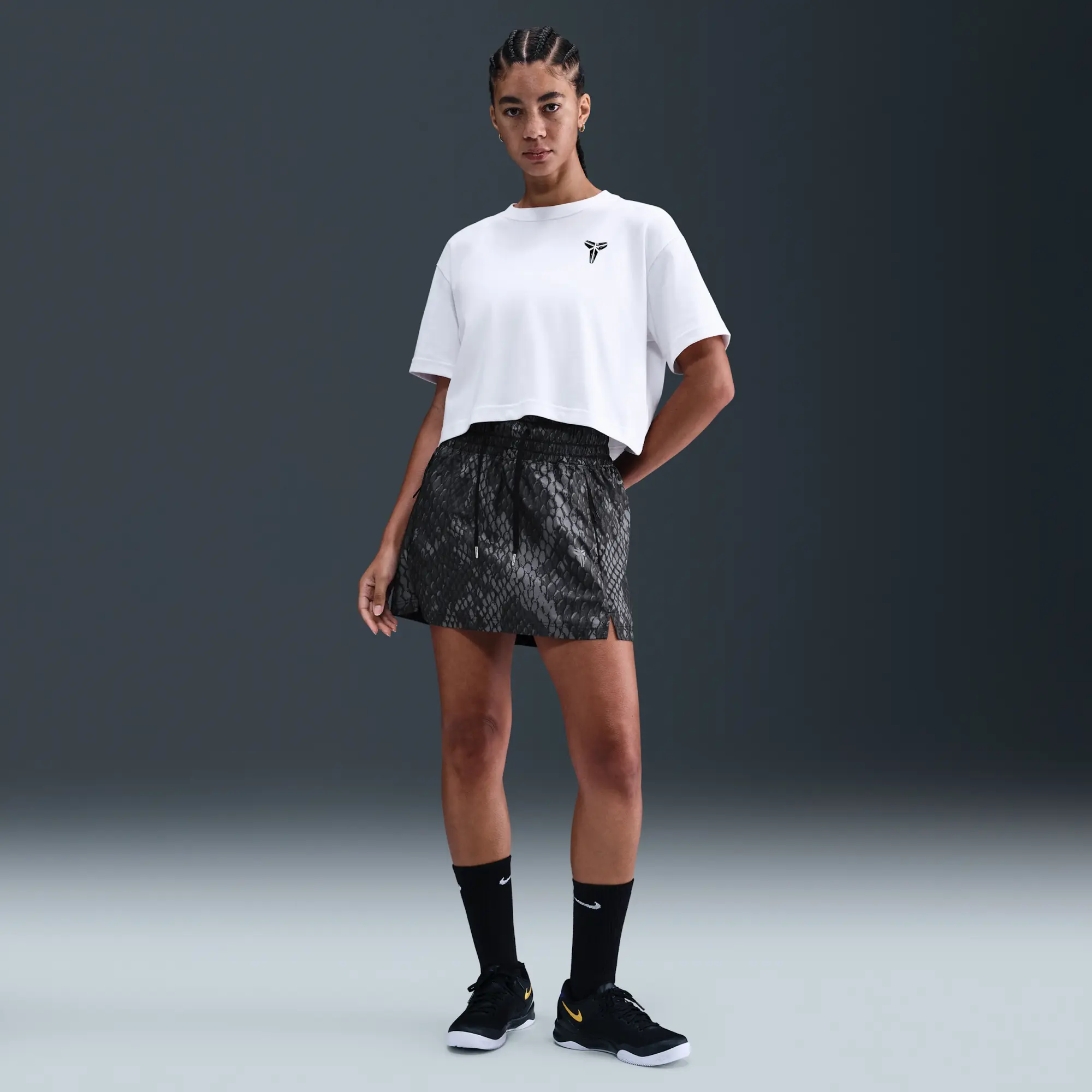 Nike Kobe Women's Dri-FIT Cropped Basketball T-Shirt - White - Polyester/Cotton