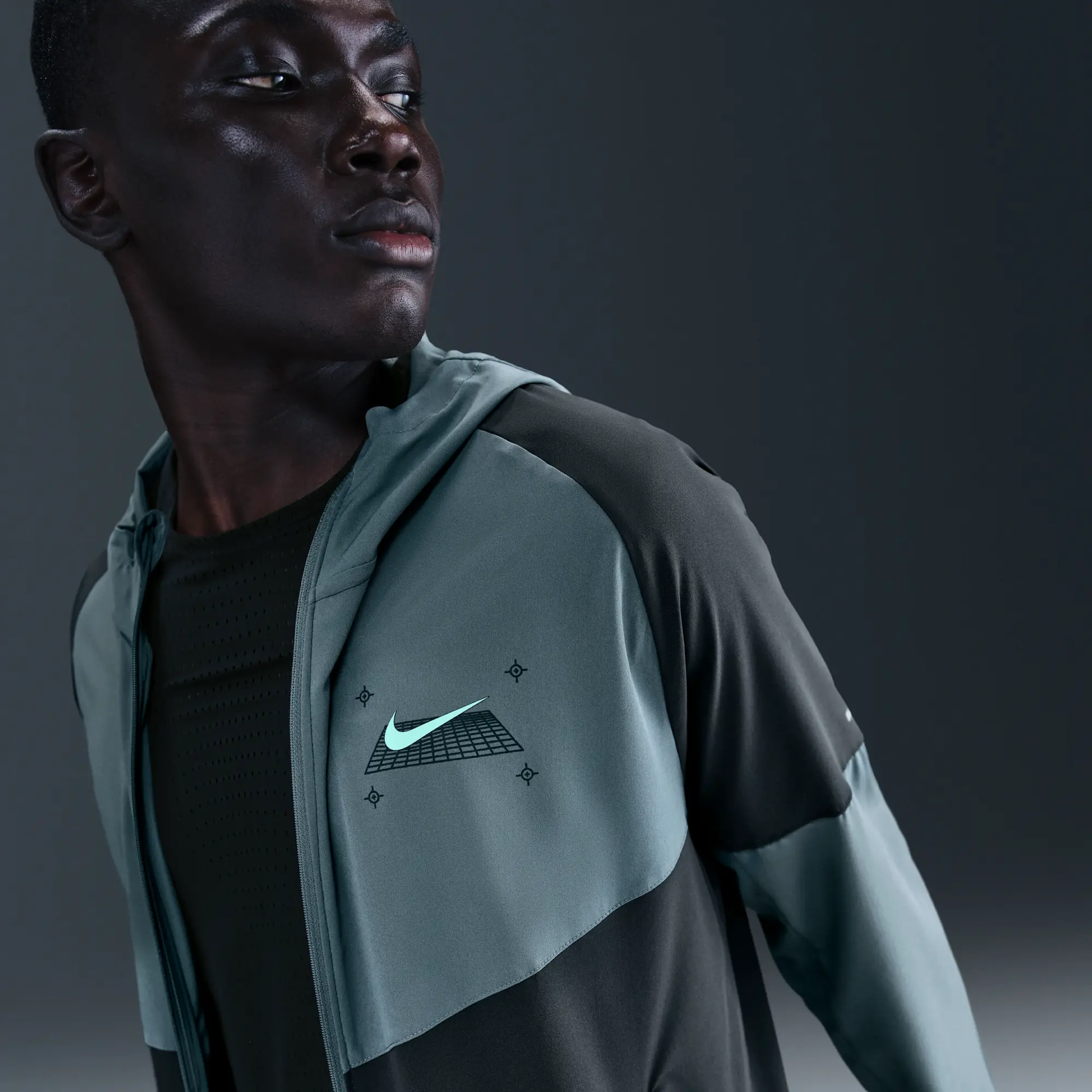 Nike Miler Men's Running Jacket - Grey - Polyester/Elastane