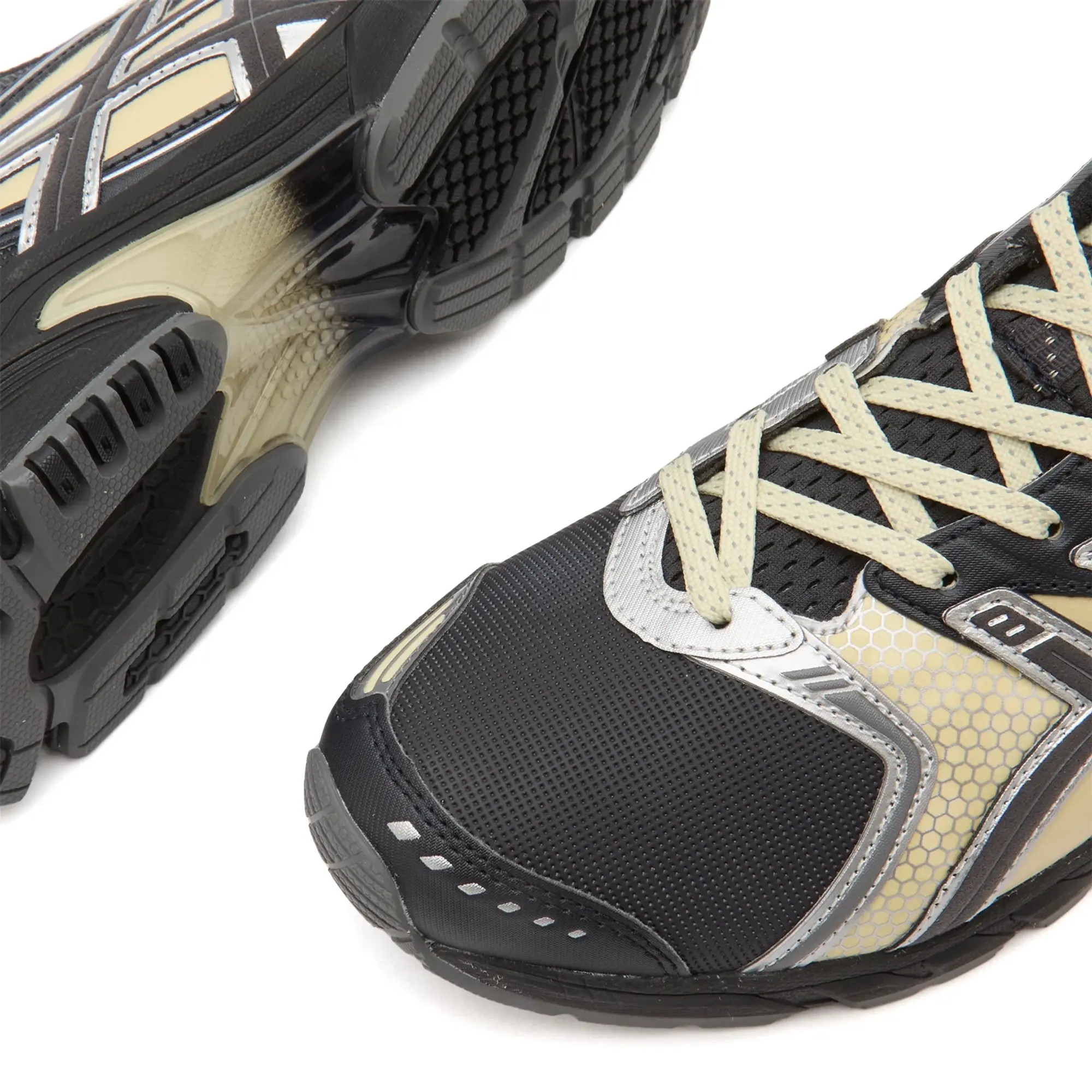 ASICS UB11-S GEL-DS TRAINER 14, Black