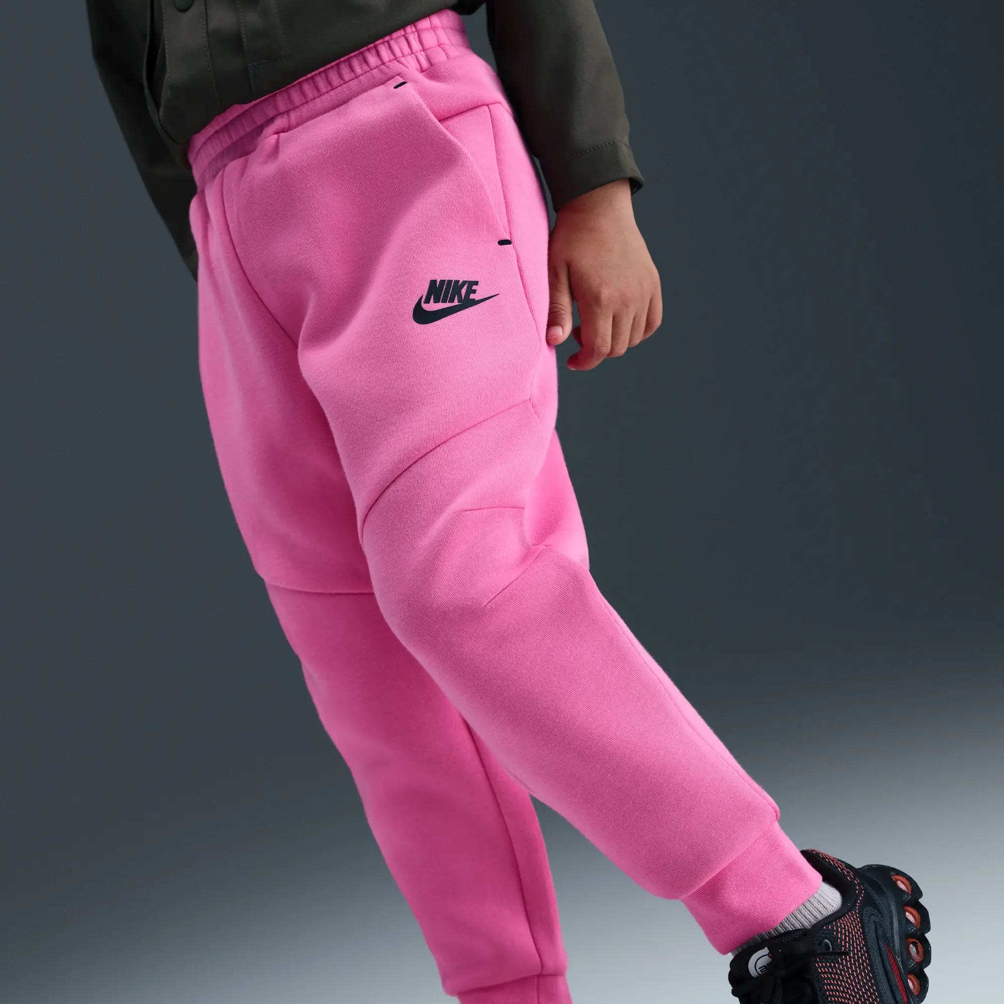 Nike Sportswear Younger Kids' Tech Fleece 2-Piece Full-Zip Set - Pink