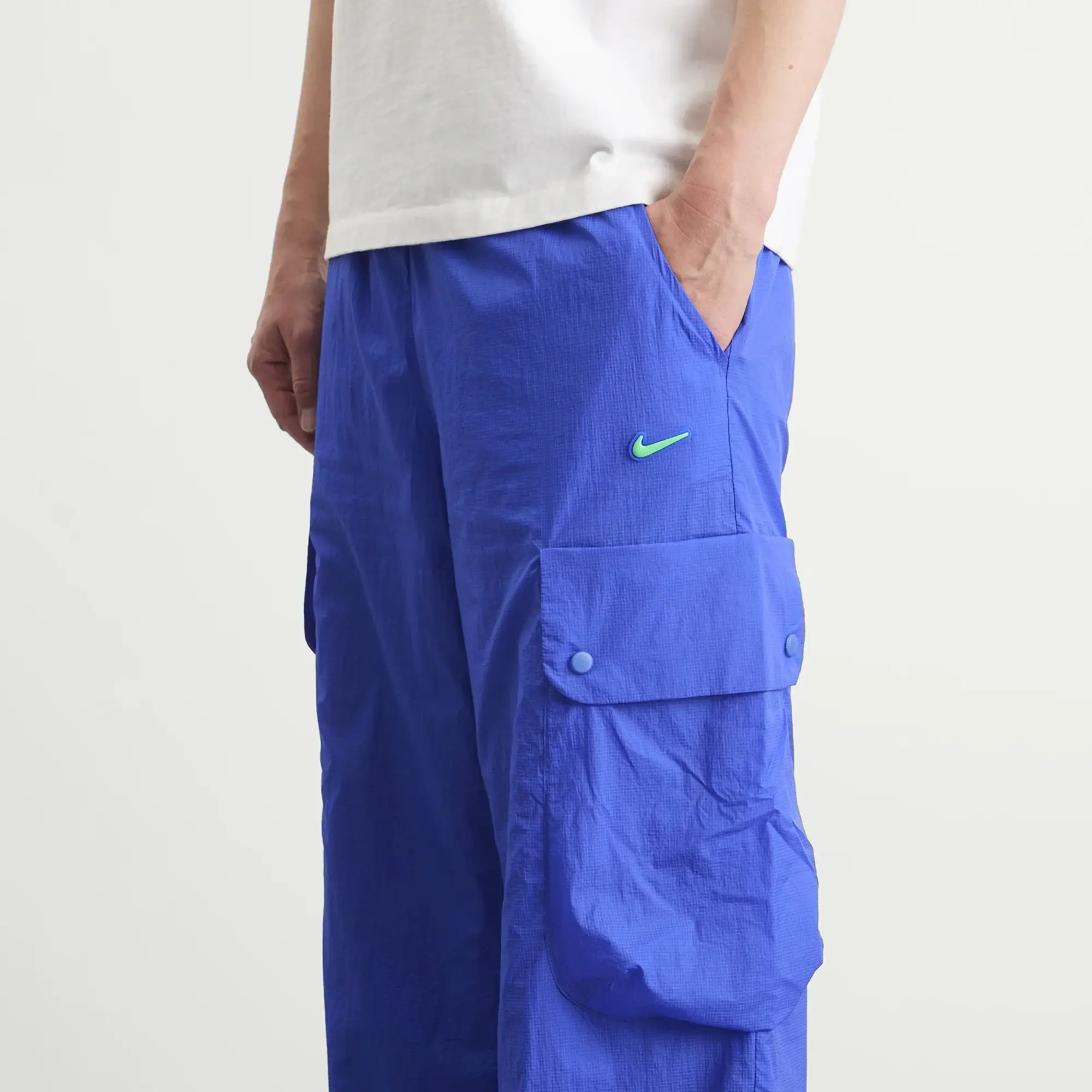 Nike Men's Project F.R.O.G. Transparent Cargo Pant Hyper Royal/Hyper Pink/Green Shock